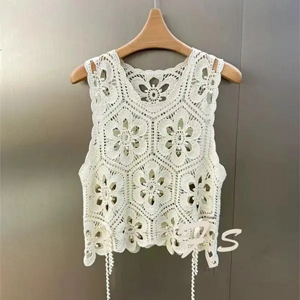 Women Crochet Tank Top Floral Embroidery Sheer Openwork Sleeveless Boho Cami Top Summer Beach Vacation Outfit