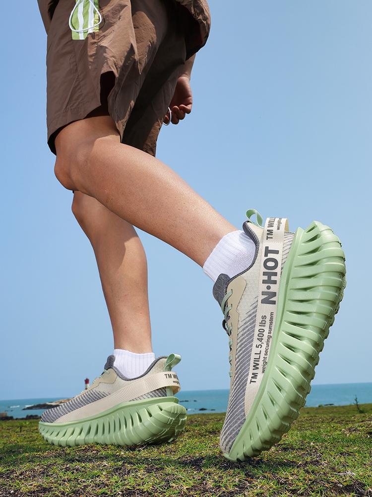 Unisex Trendy Lightweight Shock-Absorbing Outdoor Running Athletic Shoes, Fashion Sports Style, Comfortable Cushioning, Non-Slip Breathable Design