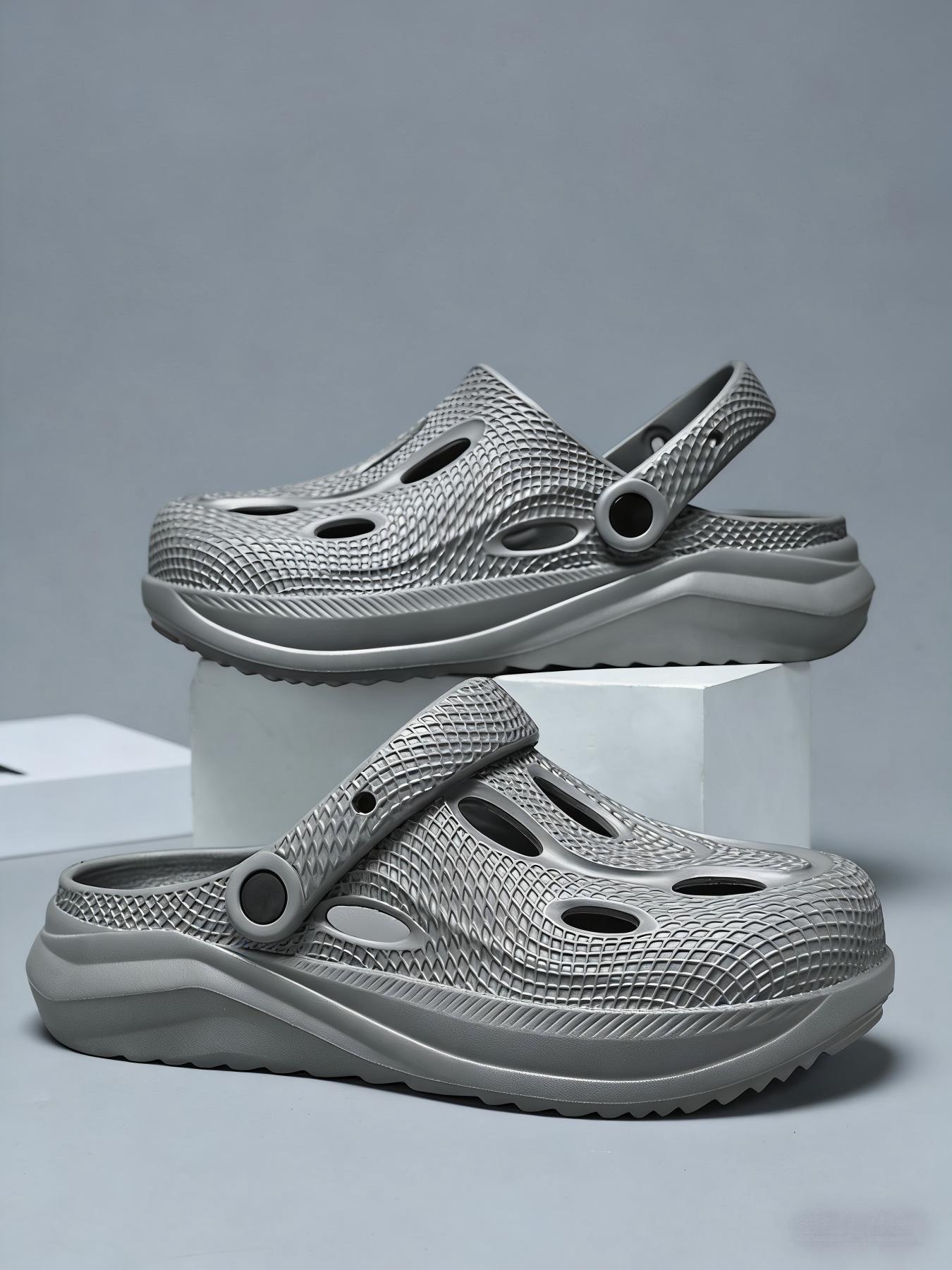 New Summer Style for Men, Casual Clogs for Students, Ultra-light, Soft and Elastic, Breathable, Dual-use for Beach and Bathroom, Wear-resistant, Non-slip, Two-way Wearable Closed-toe Sandals