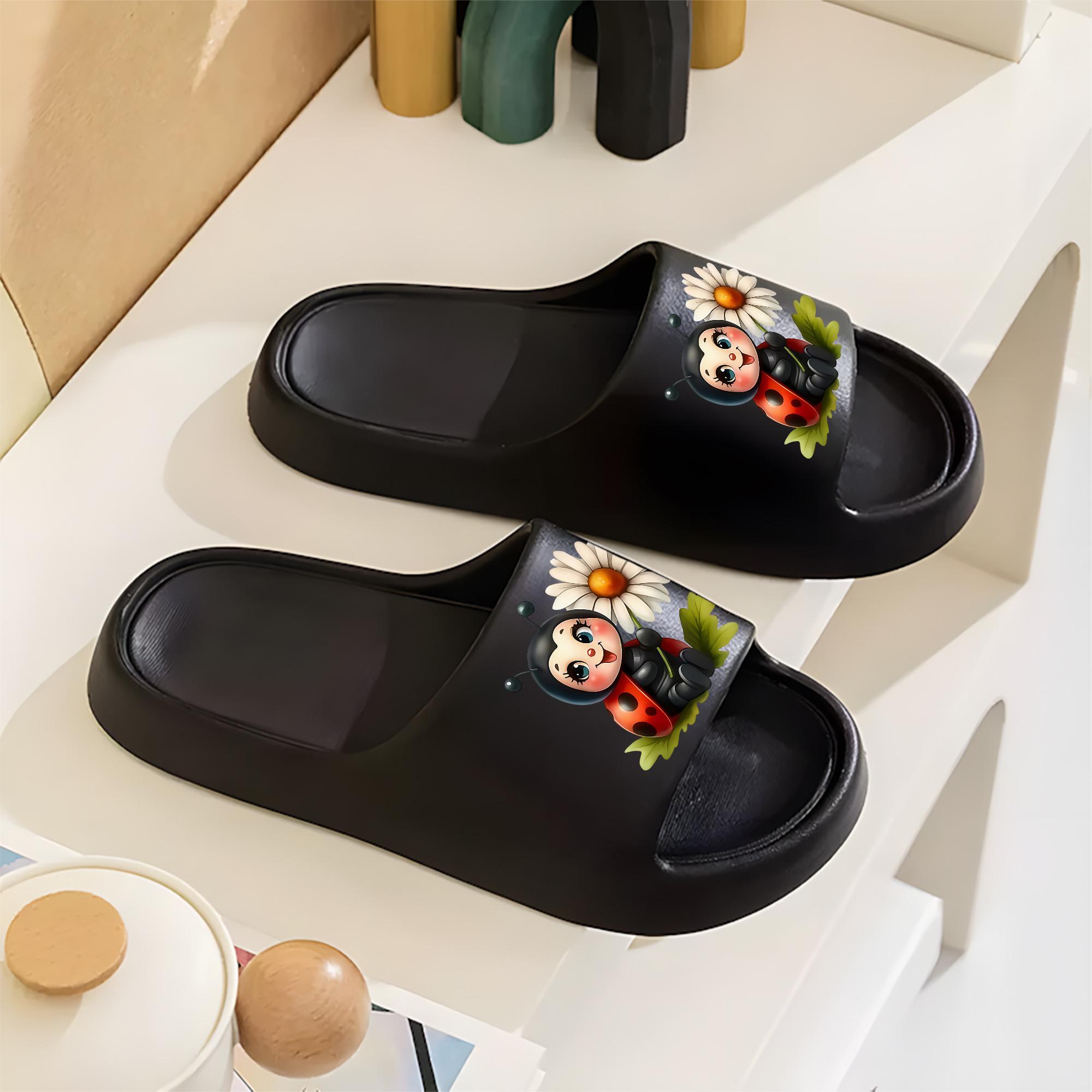 1 pair of new unisex slippers, ladybug and daisy design, indoor/outdoor slippers, holiday gift slippers, women's home slippers, room slippers, birthday gift slippers, casual slippers, summer EVA slippers, bathroom slippers, beach slippers
