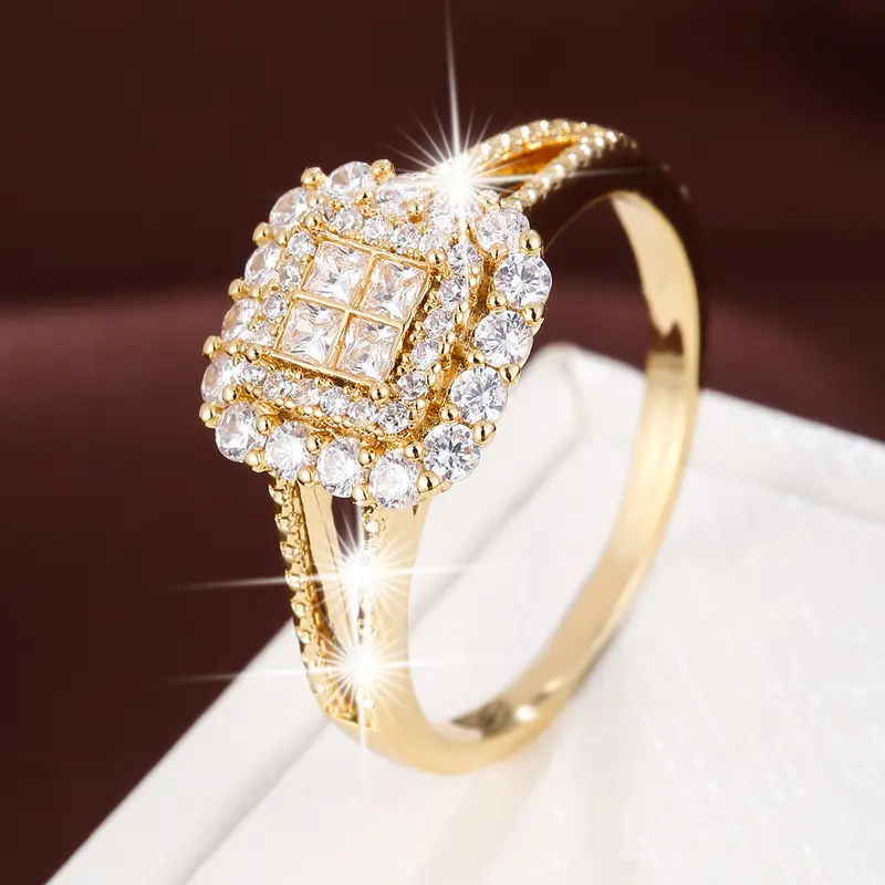 Women's Fashion Glamorous Square Halo Cluster Statement Ring - Princess Cut, Pave Accent Split Shank, Stackable Cubic Zirconia Wedding Ring for Valentine, Anniversary Gift