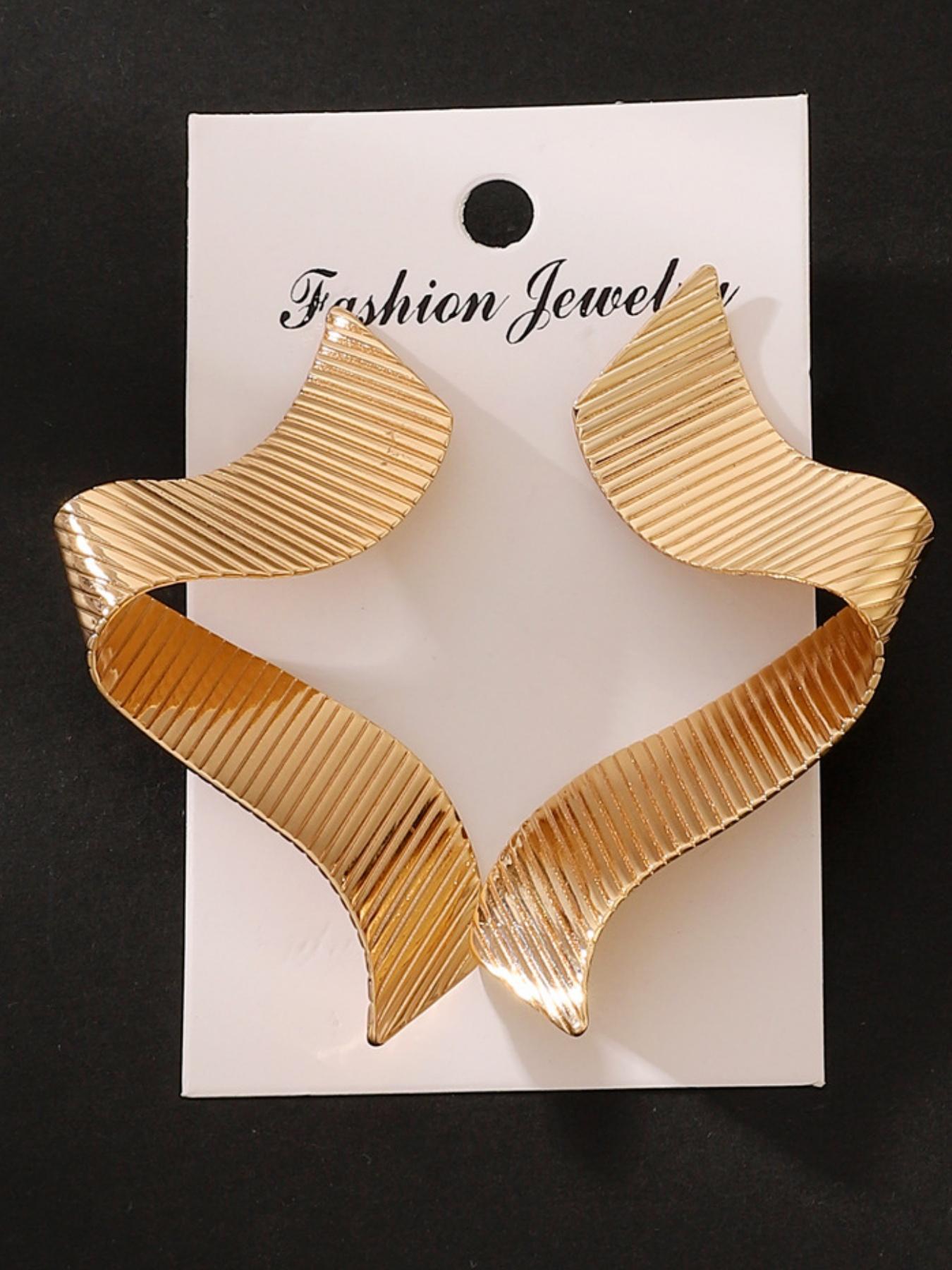 Elegant Asymmetrical Earrings, Unique Textured Design, Perfect for Various, Statement Jewelry for Women