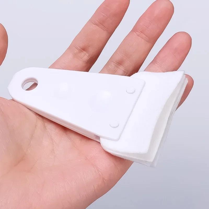 Multi-functional Fan Cleaning Brush Keyboard Gap Tool Plastic Dust Removal Brushes Window Blind Duster Vent Cleaning Tools