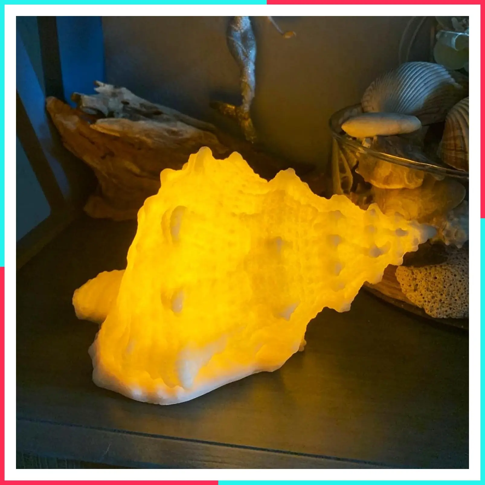 Conch Shell LED Night Light, Battery Powered with Auto Off Timer, Beach Nautical Lamp for Kids Room, Adults Bedroom Decor, Baby Nursery, Ocean Nightstand Decor