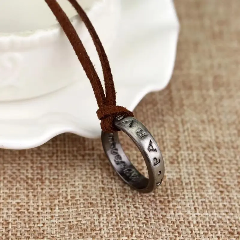 Movie Game Uncharted 4 Necklace Nathan Drake Cosplay Ring Leather Code Ancient Vintage Pendant Jewelry