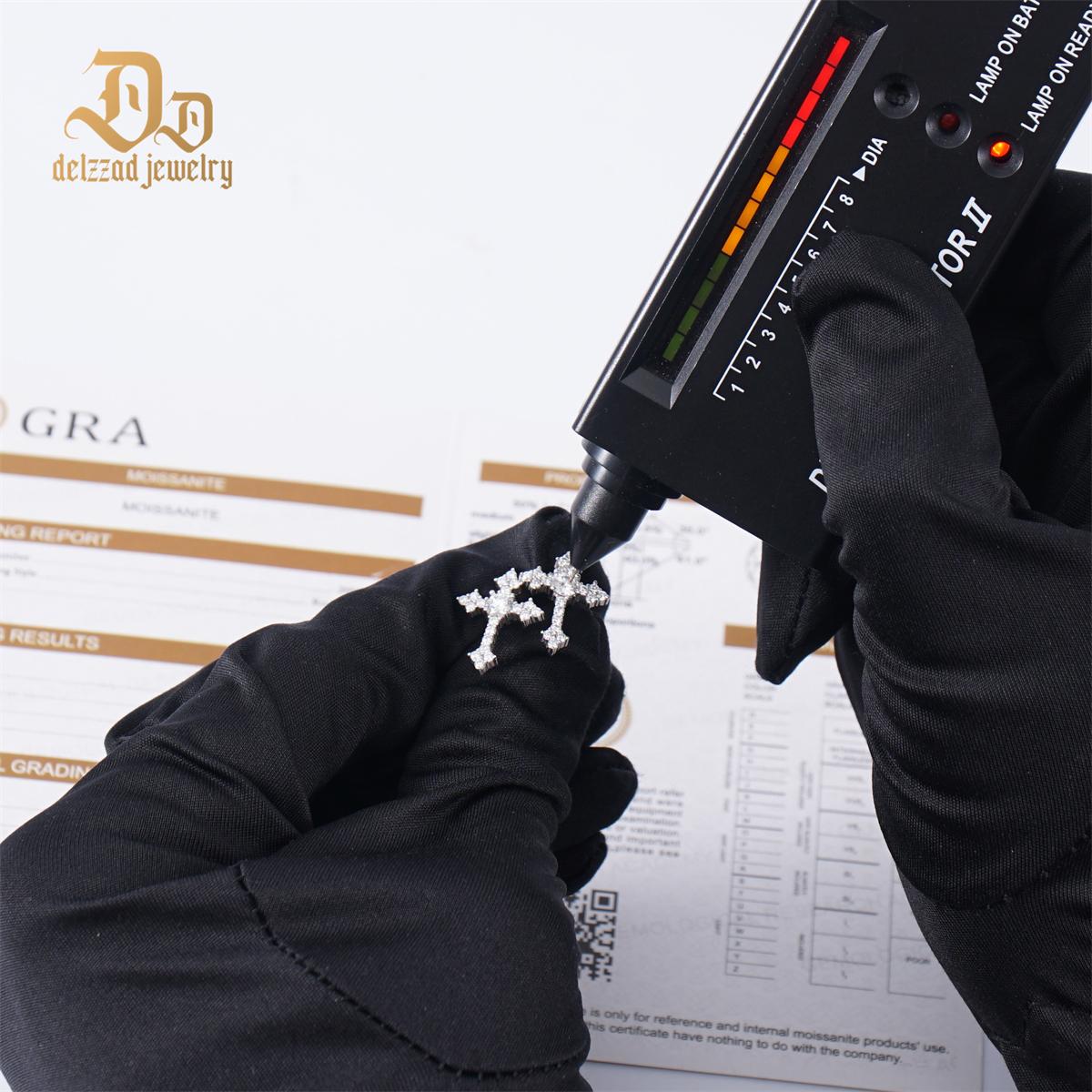 Delzzad 18K Gold-Plated Cross Prong Stud Earrings Lab-Created Moissanite Stud Earring S925 Sterling Silver Moissanite Jewelry Perfect Birthday Mother’s Day Christmas Gift for Men Women Wedding Set