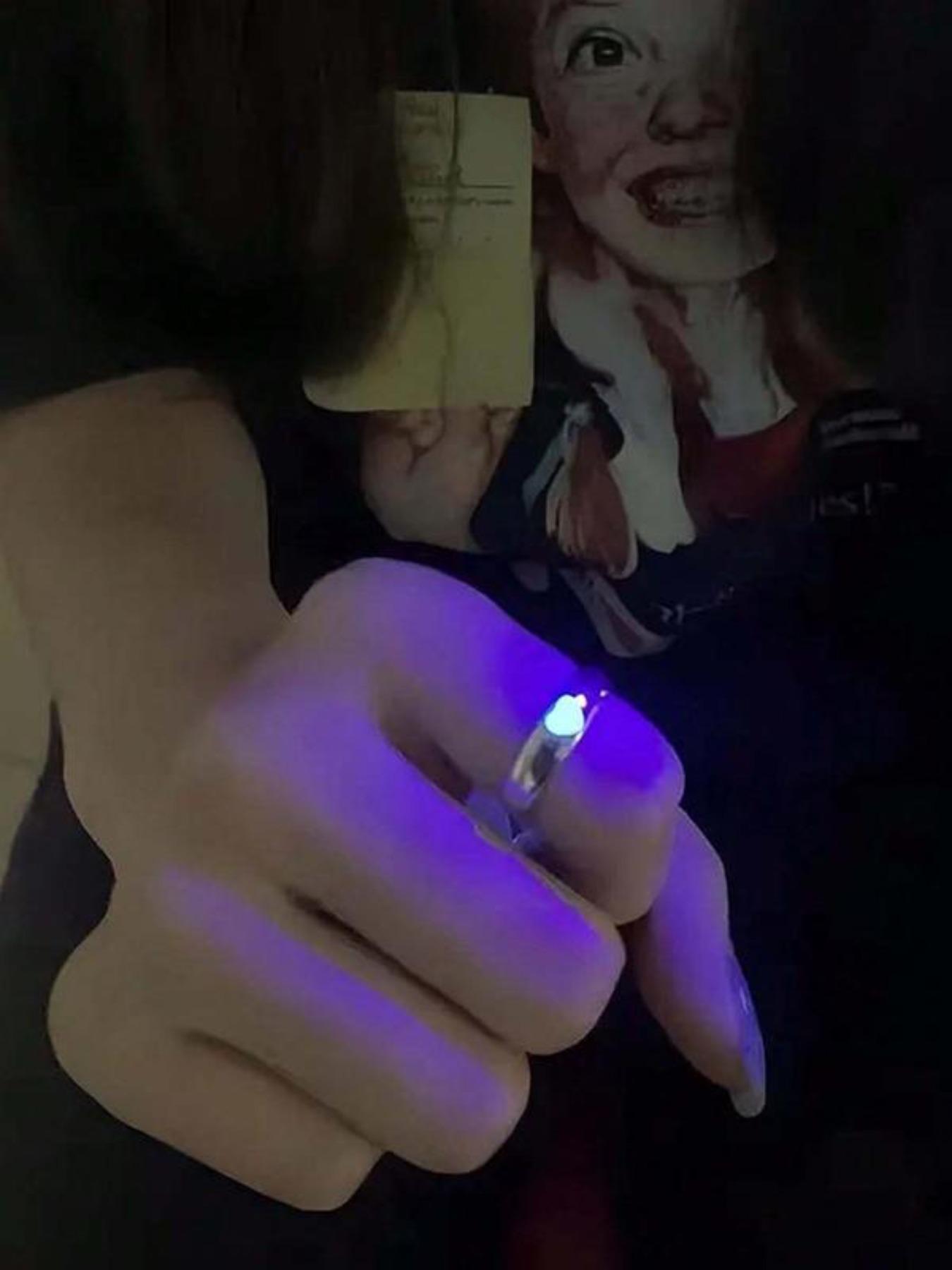 Luminous Love Couple Rings, Luminous Promise Rings, Adjustable Couple Rings, Suitable for Couples, Wedding Anniversary, Christmas, Valentine's Day Gifts for Boyfriends and Girlfriends, Wedding Promise Gifts to Light Up Romantic Night, Gift Jewelry