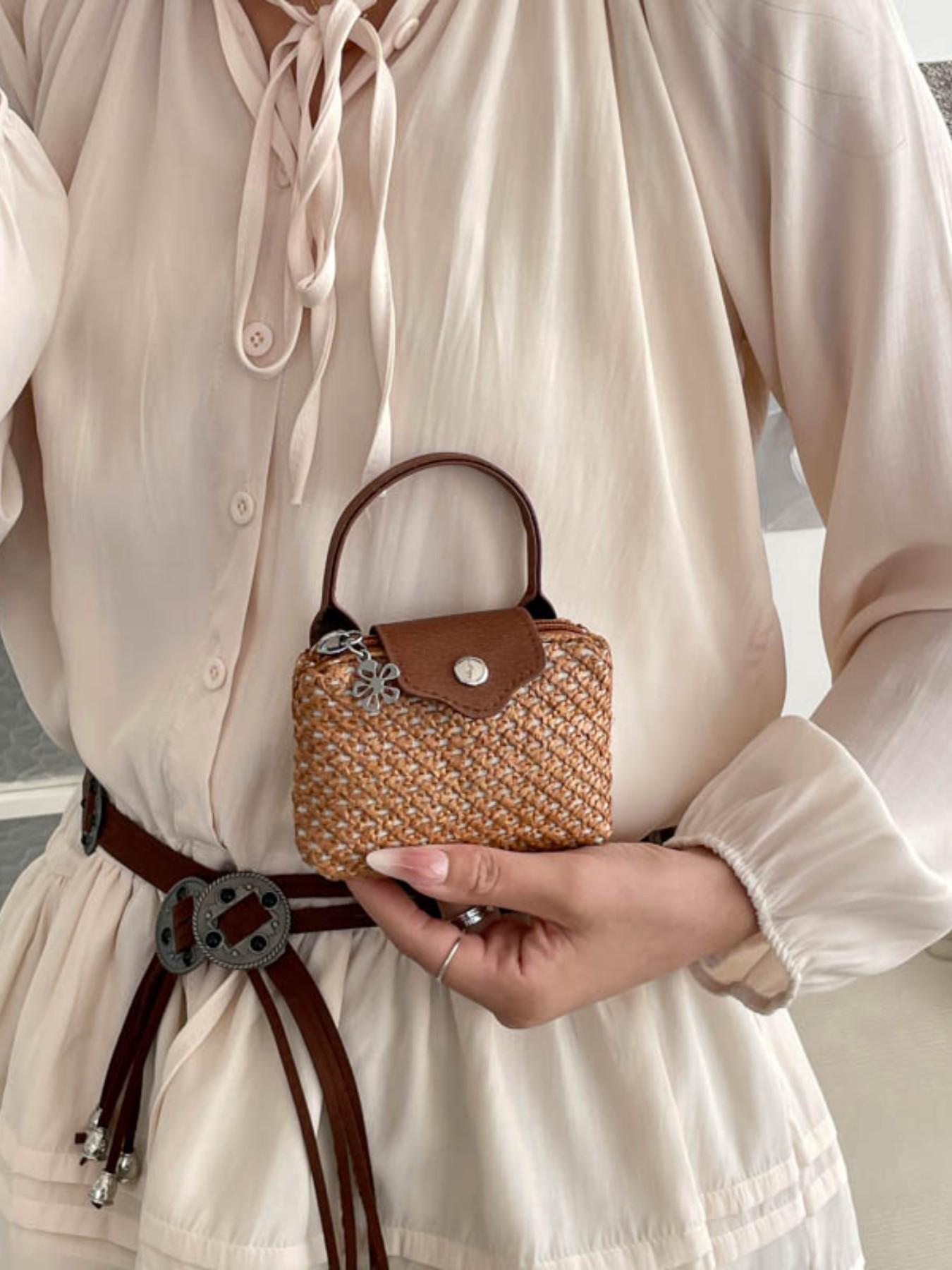 2026 New Straw Woven Leather Mini Bag, Flower Charm Handbag Crossbody Purse, Vacation Style Coin Purse, Fashionable and Stylish Accessory