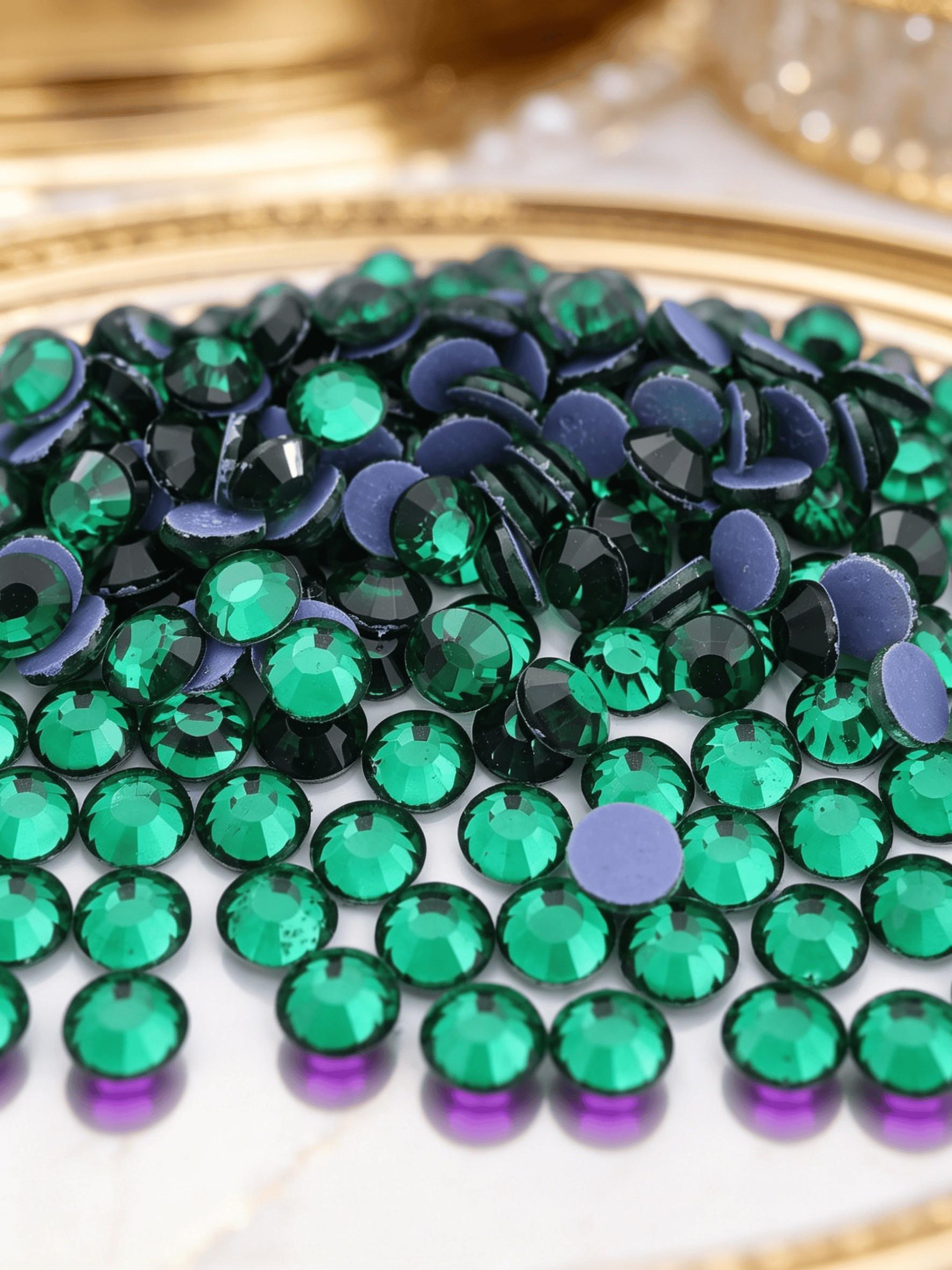 2880pcs Deep Flat Back Heat Press Crystal Rhinestones, Textured Decorative Stones, Ideal for Niche Aesthetic DIY Design Creators