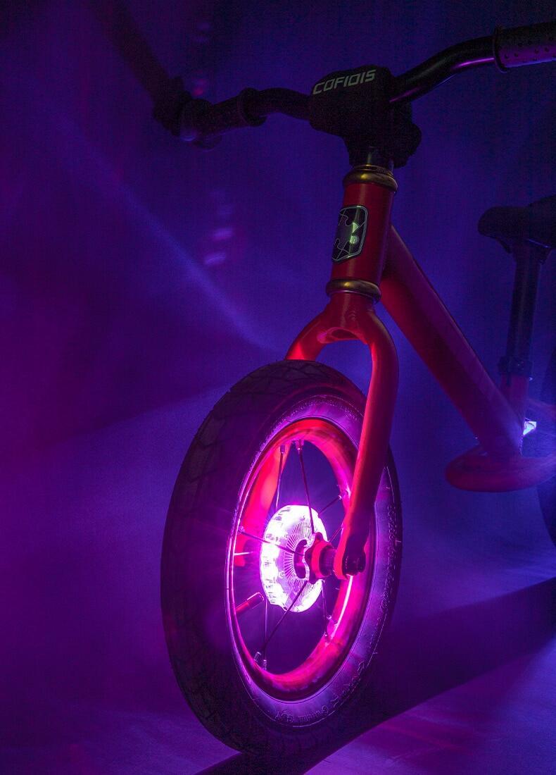 ROCKBROS Bicycle Wheel Hub Light Waterproof Smart 12 LED Colorful Flash Light Safety Warning Fit Balance MTB/Road bikes ROCKBROS Bicycle Wheel Hub Light Waterproof Smart 12 LED Colorful Flash Light Safety Warning Fit Balance MTB/Road bikes