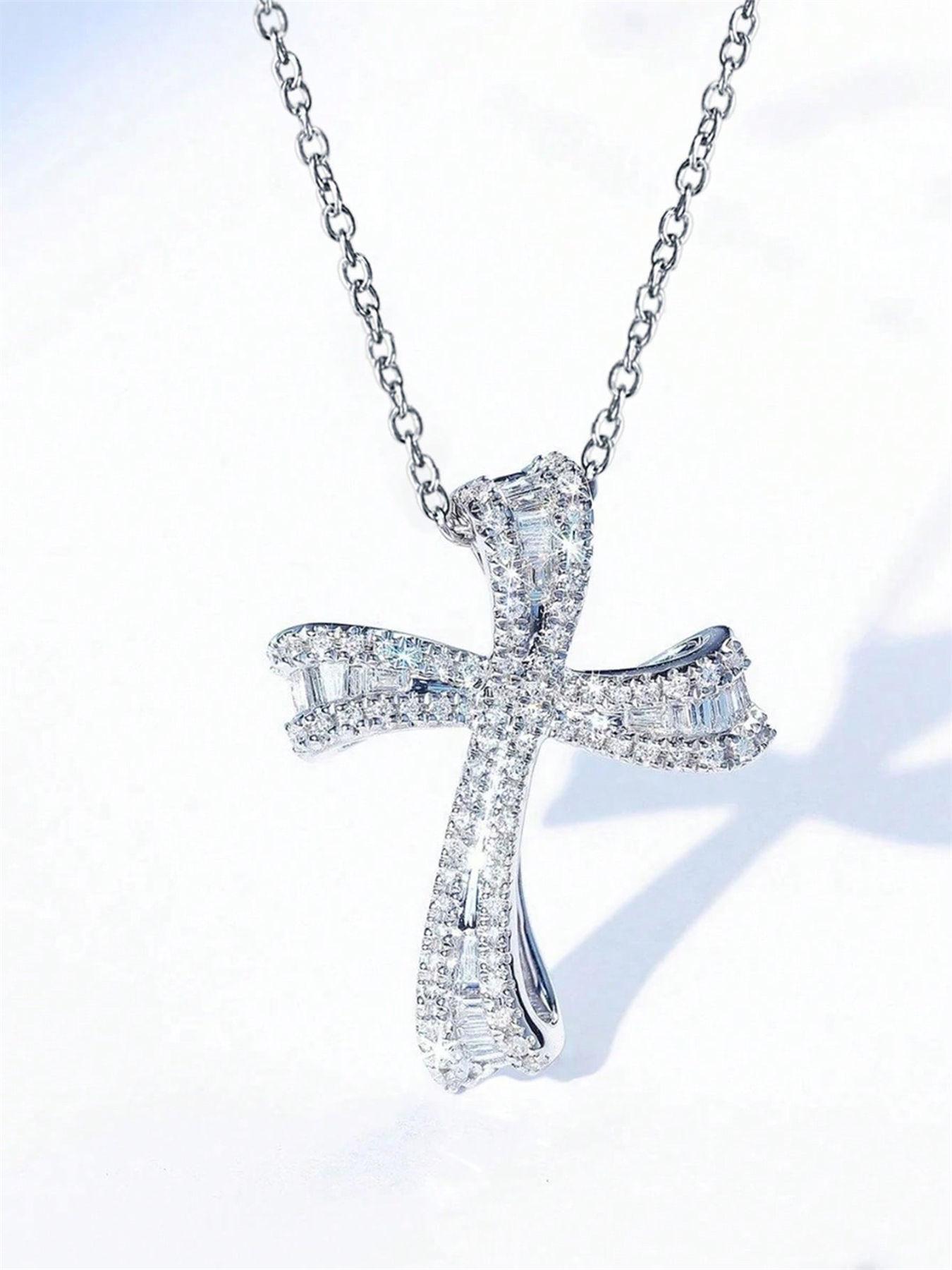 Rhinestone Decor Cross Pendant Necklace for Women, Exquisite Trendy Matching Necklace, Fashion Accessories for Party & Daily Wear