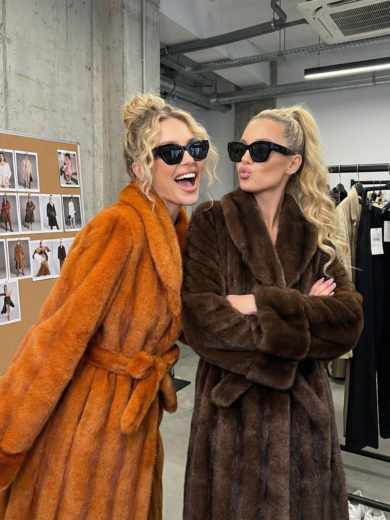 Women's Faux Fur Coat, Fall Winter Fashionable Long Sleeve Jacket, Elegant Thick Vintage Loose Fit Medium-Length Outerwear