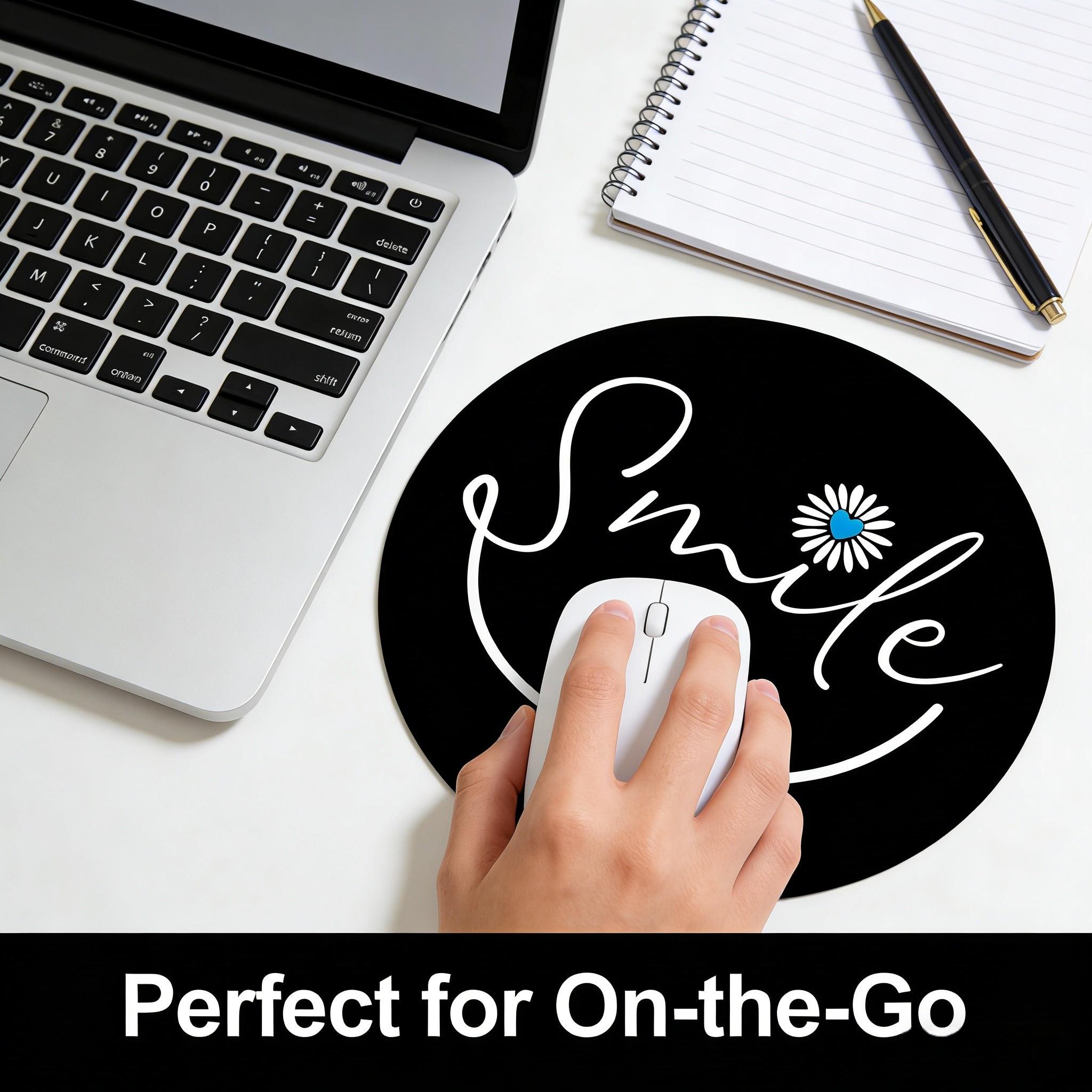 Fashionable Daisy Round Mouse Pad, Non-Slip Rubber Base, Small Desktop Mat for PC/laptop, Gaming/mouse Pad, Gift for Women, 7.87 Inches