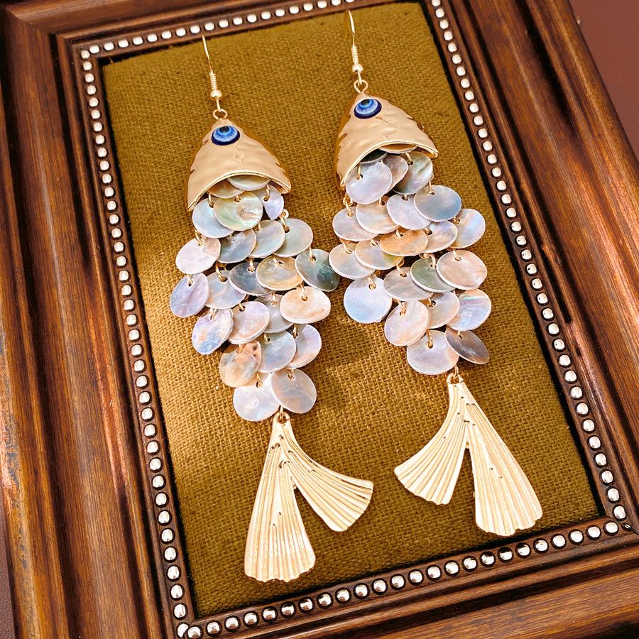 Organic Shell Drop Earrings, Women's Coastal Animal Jewelry with Fish Shape and Fringe Detail for Daily Wear, Beach, Natural, Alloy, Beachwear, Whimsical Earrings, Fish Silhouette, Shell Alloy, Standard Post Organic Shell Drop Earrings, Women's Coastal Animal Jewelry with Fish Shape and Fringe Detail for Daily Wear, Beach, Natural, Alloy, Beachwear, Whimsical Earrings, Fish Silhouette, Shell Alloy, Standard Post