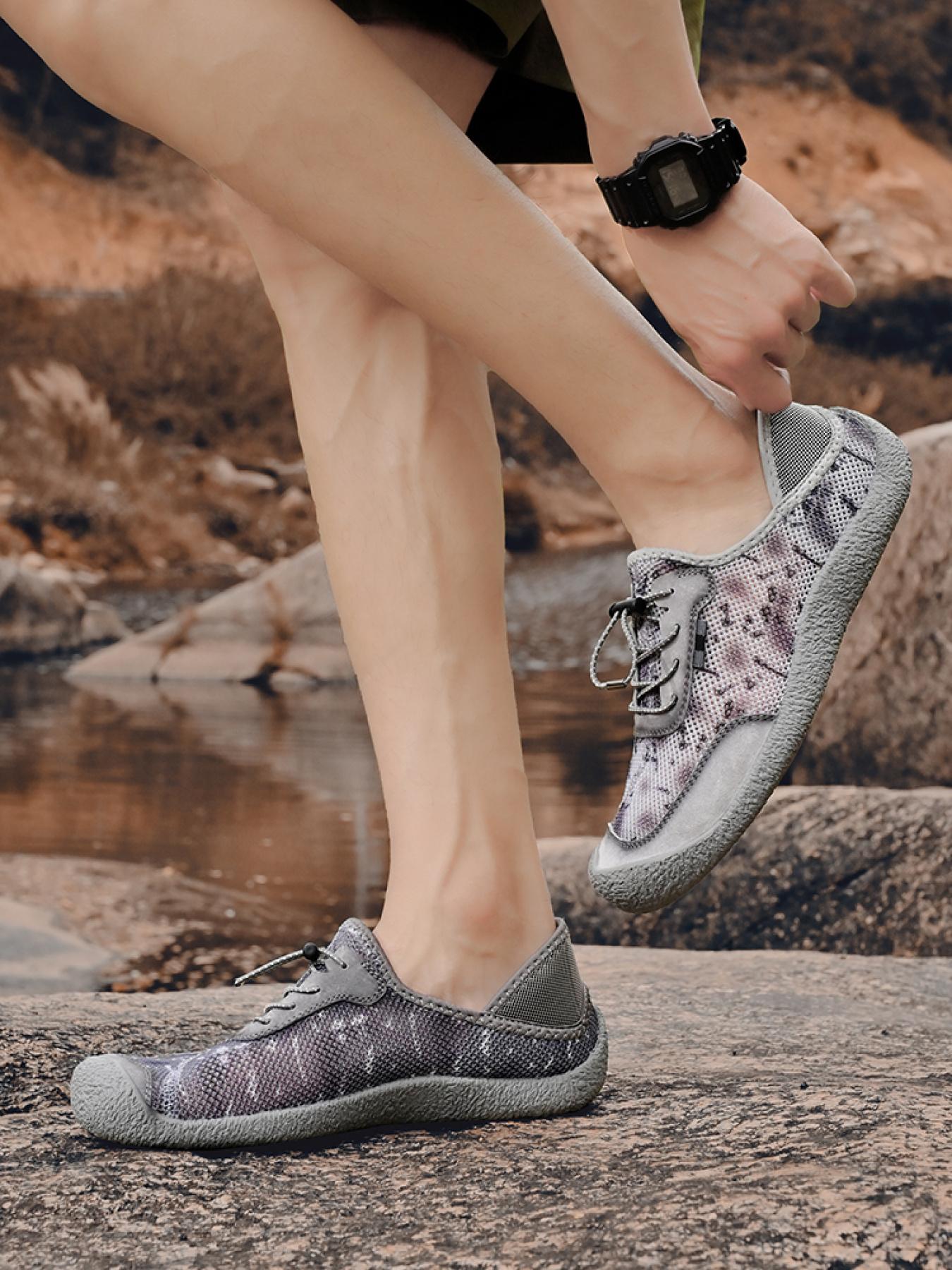 Men's Solid Color Mesh Breathable Outdoor Water Shoes Drawstring Two-Way Closed-Toe Sandals Non-Slip Wear-Resistant Soft Sole Hiking Shoes