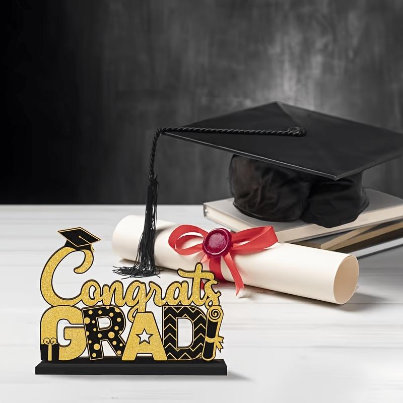 2D Graduation Table Sign, and, Wooden Base, Centerpiece Decor, Suitable for Desk Shelf, Fireplace Shelf, Party Supplies