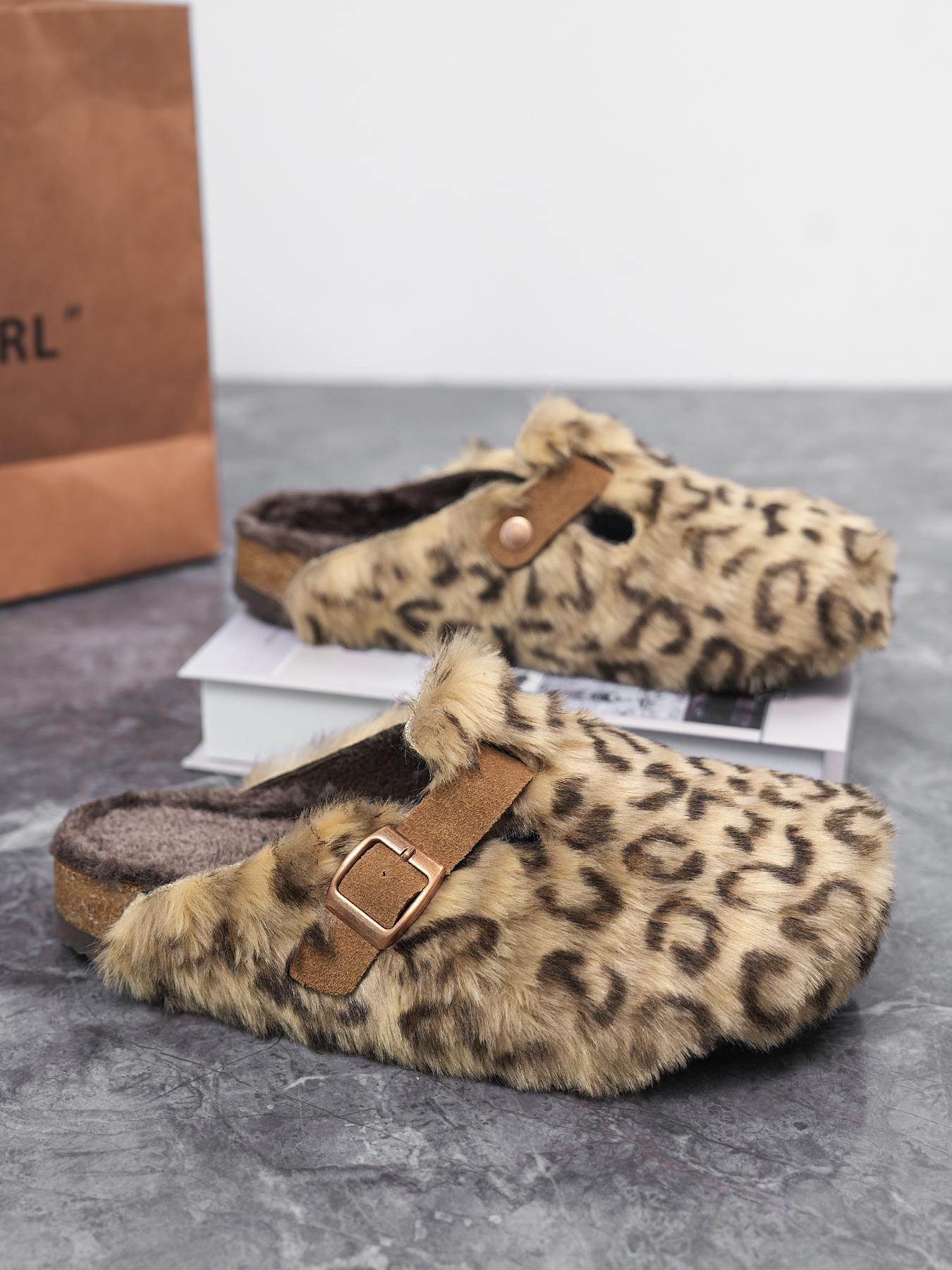 Women Men High-Quality Faux Fur Mules, Fur Slides, Classic Animal Pattern, Wide Fit Leopard Design, Perfect Holiday Gift, Warm Winter Shoes
