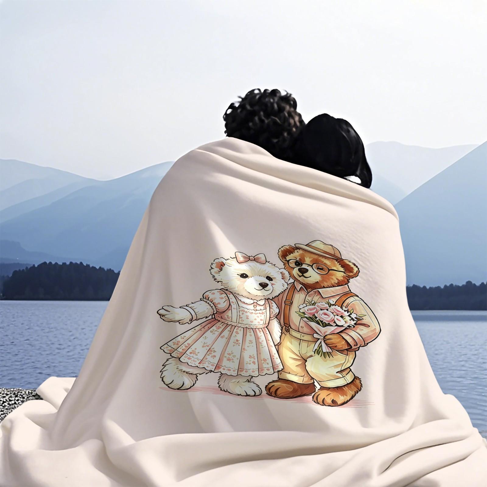 Cute Couple Bear Throw Blanket, Soft Skin-Friendly Plush Fleece, Lightweight Cozy Blanket for Couch Bed Office, Sweet Romantic Bear Print, for Girls Teens Women, All Seasons, Aesthetic Room Decor, Perfect Gift