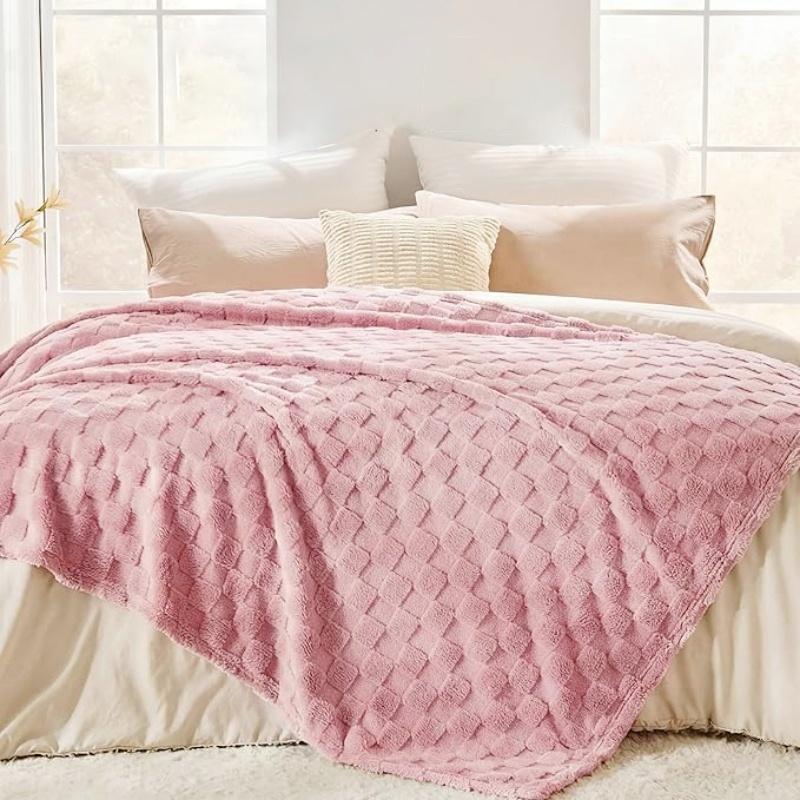 Checkered Flannel Blanket for Bed, Super Soft Cozy Blanket for Home Decor, Perfect Cozy Gifts for Women Men Gifts, All Season Bed Blanket