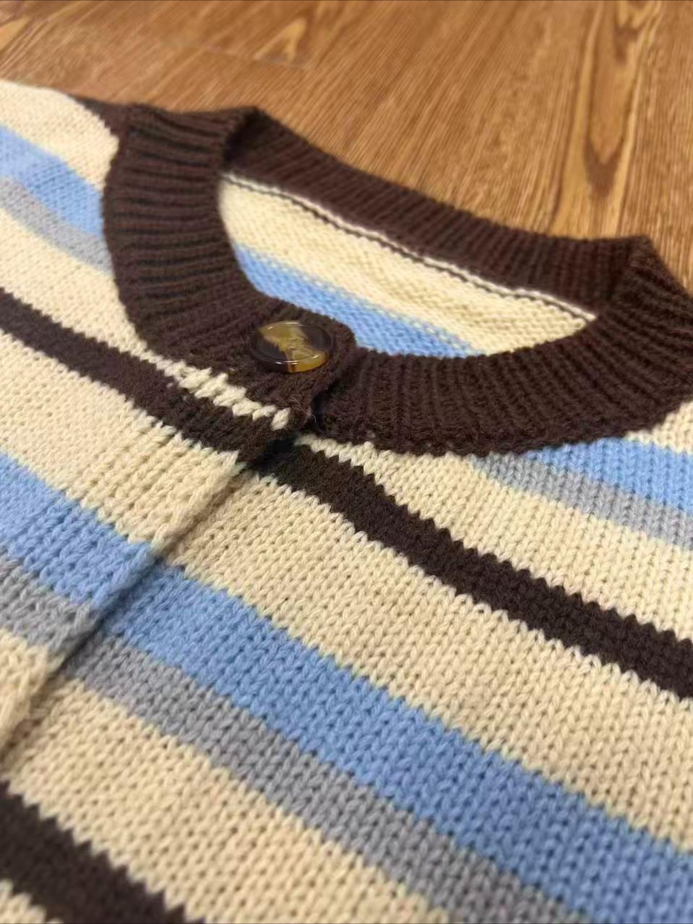 New Women's Short Loose Fit Long Sleeve Elegant Outdoor Striped Colorblock Button Cardigan, Knit Jacket for Spring, Y2K, Casual, Fashion, All Seasons