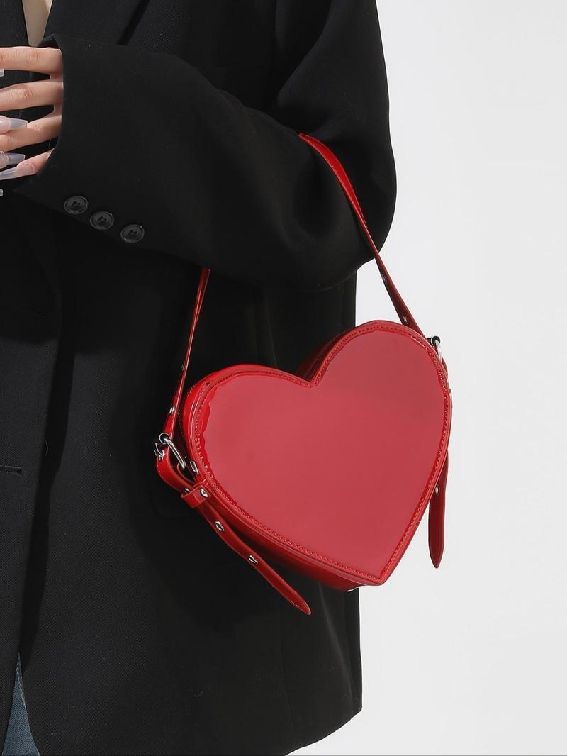 Fashionable simple casual exquisite and versatile shoulder bag, niche design heart-shaped creative modeling shoulder bag, Valentine's Day gift handbag, classic and versatile personality, shopping and dating, etc. Fashionable simple casual exquisite and versatile shoulder bag, niche design heart-shaped creative modeling shoulder bag, Valentine's Day gift handbag, classic and versatile personality, shopping and dating, etc.