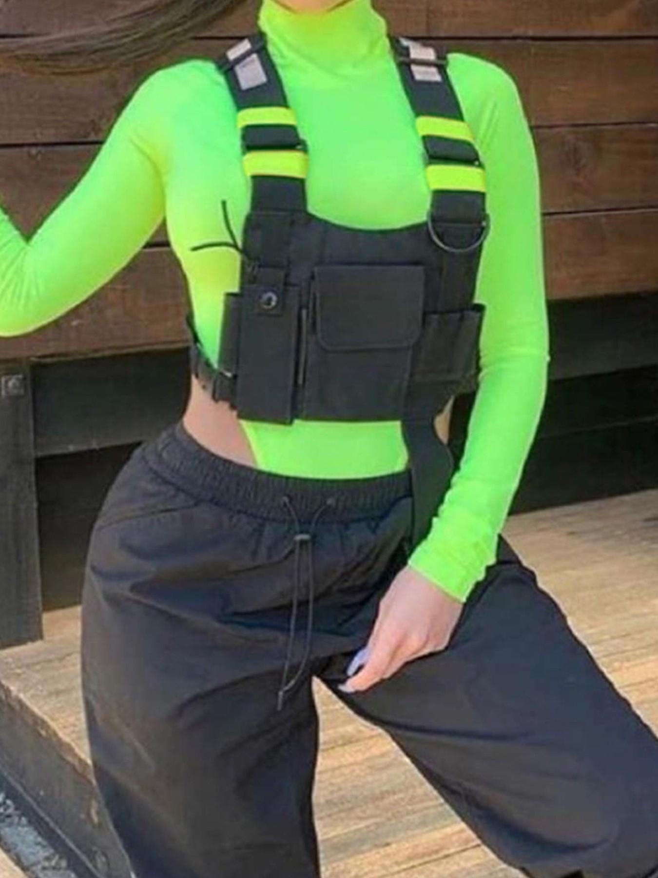 Trendy, exquisite, simple, personalized design, casual women's bag, lightweight, elegant, niche women's bag, versatile and practical bag, suitable for commuting, outdoor sports, shopping and other occasions.