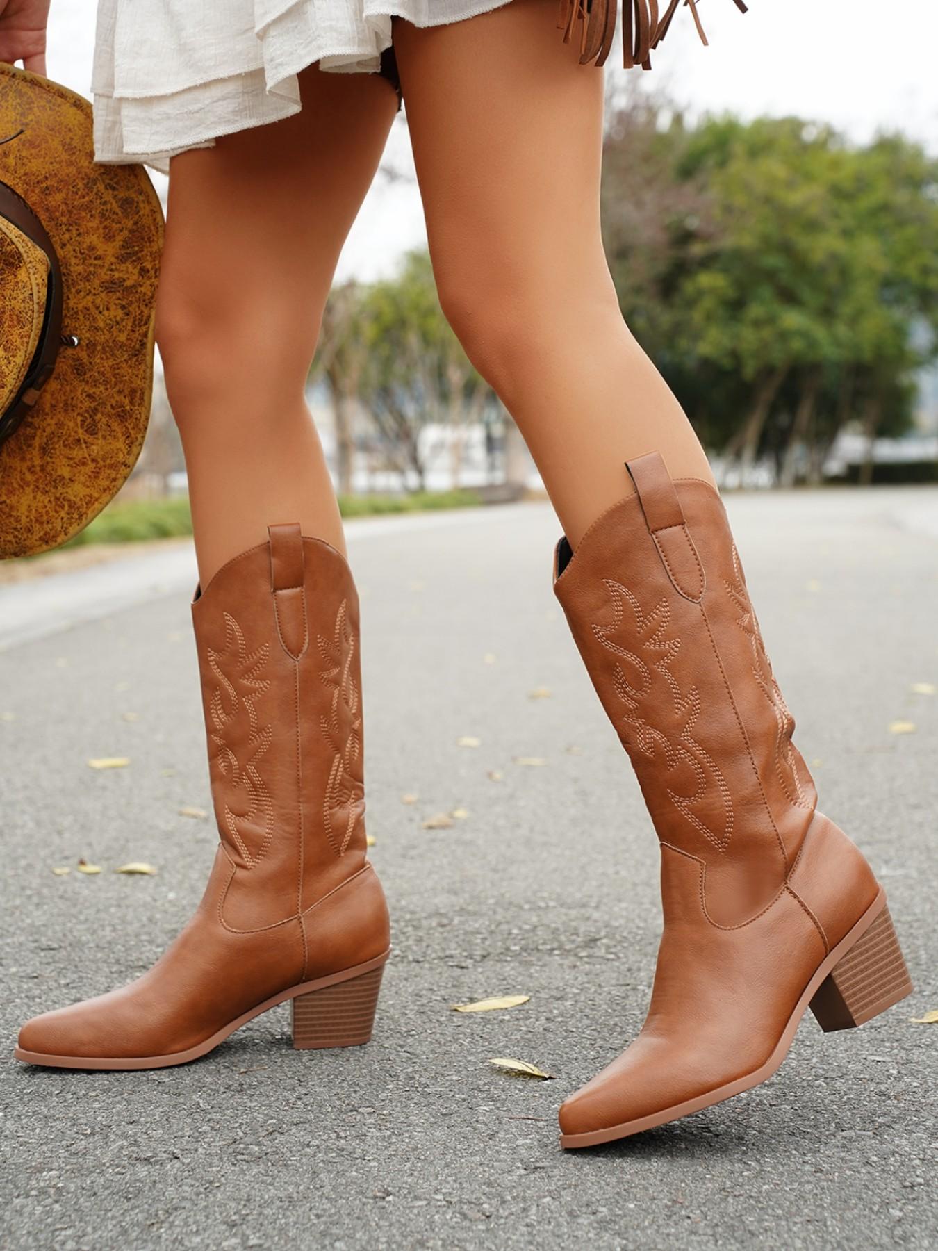 Women's Above-The-Ankle Heeled Boots, Hand Embroidered, Fashionable, Elegant, Winter New Arrival, Vintage V-Neck Western Cowboy Boots