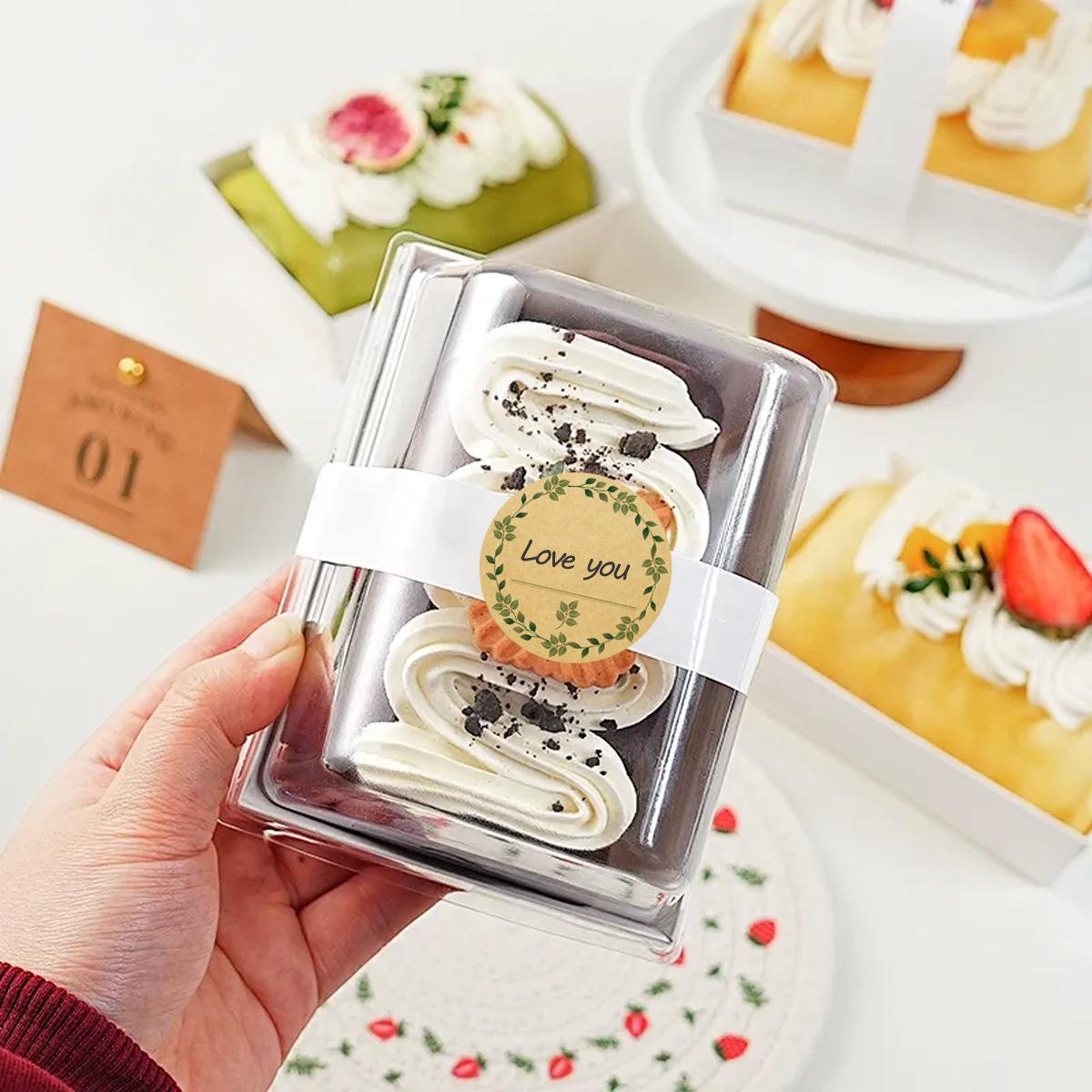 1 Roll 500 Pages Cowhide Paper Stickers, Floral Pattern Sticker, Round Wreath Pattern Labels for Cans, Food Storage, Christmas and Valentine's Gift Bags Sealing