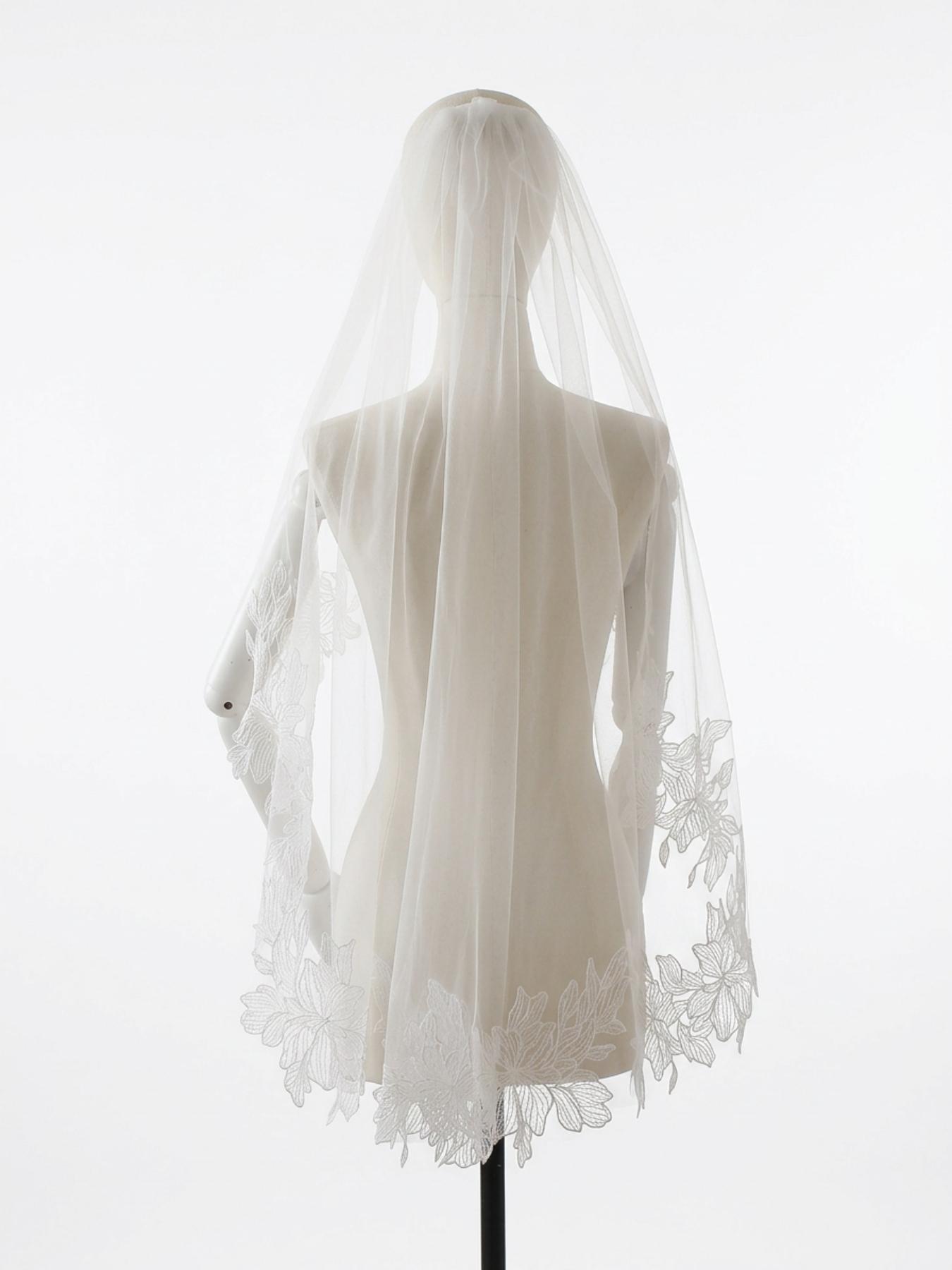 Luxurious Bride Veil, 100cm Single Layer Embroidered Floral Lace Trim, Romantic Wedding Hair Accessory, Transparent Tulle Veil for Bridal Shower