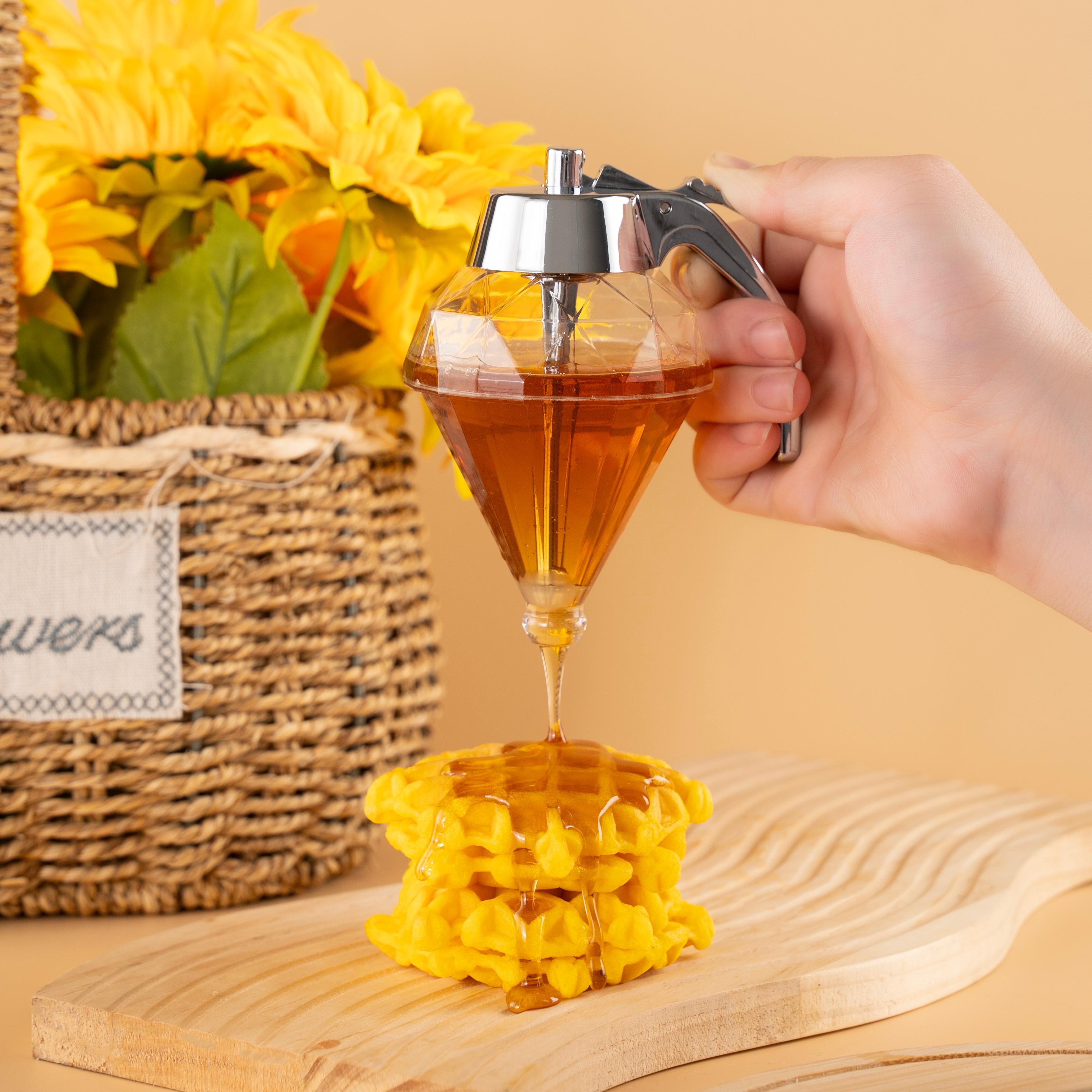 No Drip Honey Dispenser with Stand(Non-glass) - Honey and Syrup Storage Container - Suitable for Honey, Syrup, Jam - 8oz No Drip Honey Storage Dispenser - Easy to Use No Drip Honey Dispenser with Stand(Non-glass) - Honey and Syrup Storage Container - Suitable for Honey, Syrup, Jam - 8oz No Drip Honey Storage Dispenser - Easy to Use
