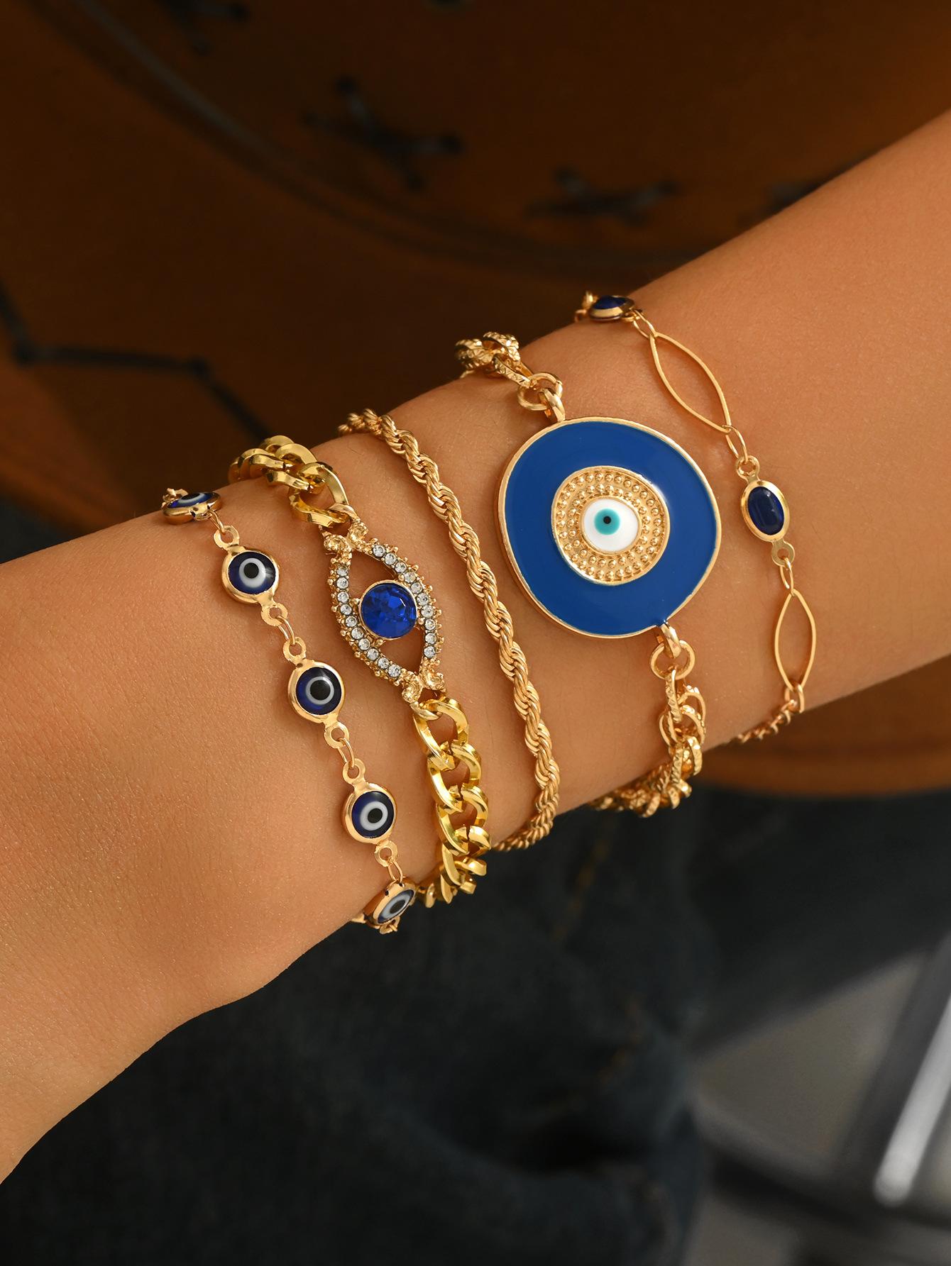 European and American Fashion Unique Evil Eye Jewelry, Turkish Demon Hollow Rhinestone Heart Blue Eye Women's Bracelet