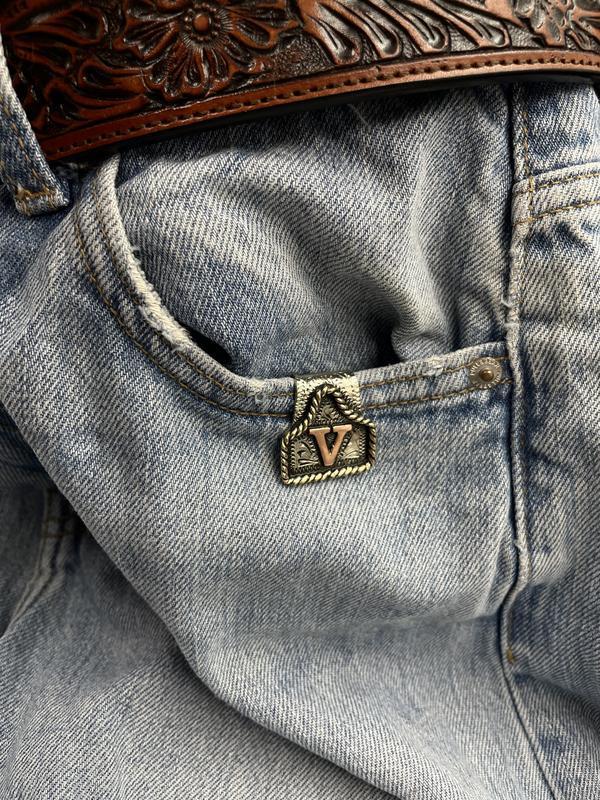 Waist belt key holder: Say goodbye to flipping through bags and finding keys, it's super convenient to go out and get them.You deserve to have them