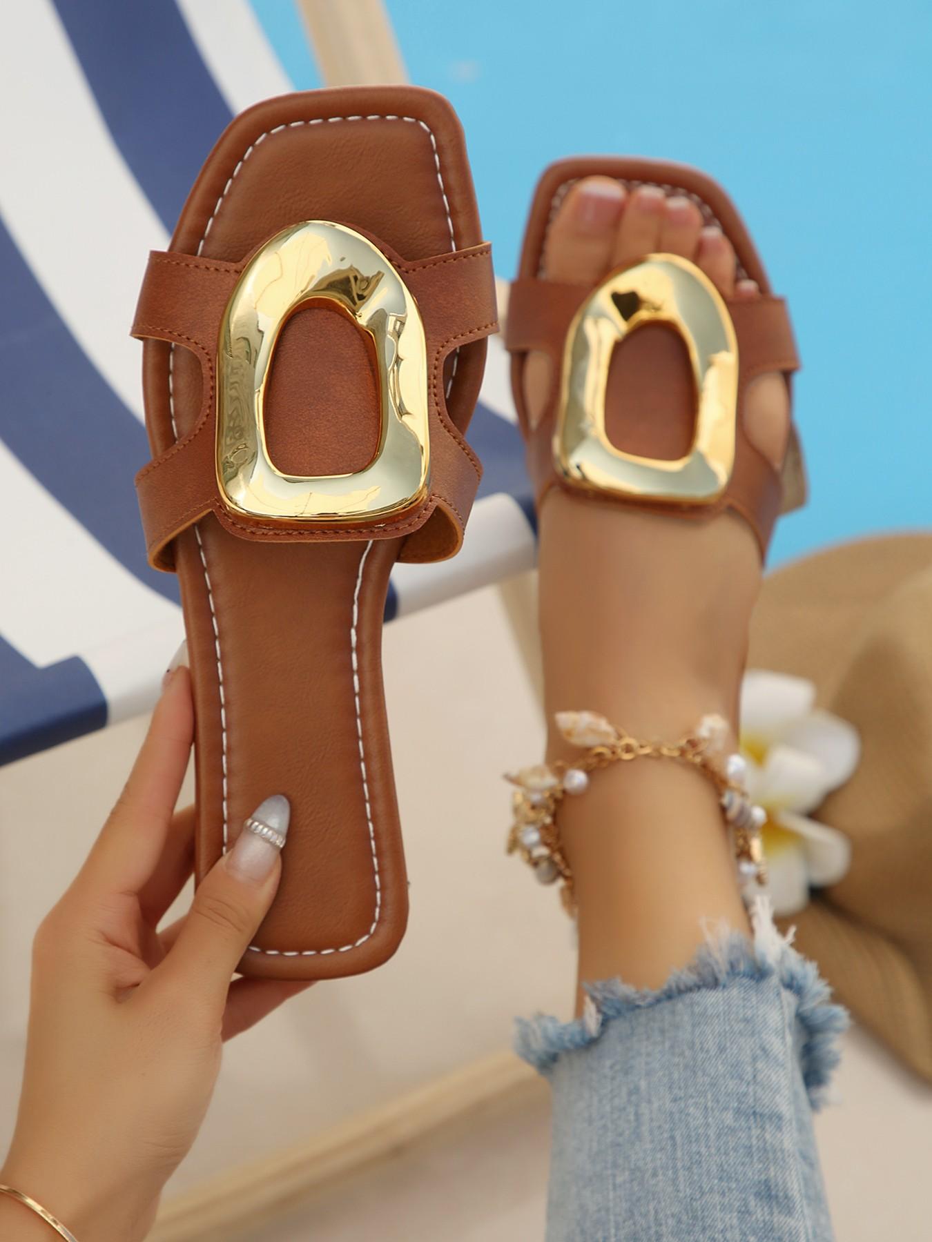 Summer New Square Toe Sandals for Women, Metal Buckle Flat Flip Flops, Beach Vacation Shoes, Anti-Slip Soft Sole, Outdoor Wear