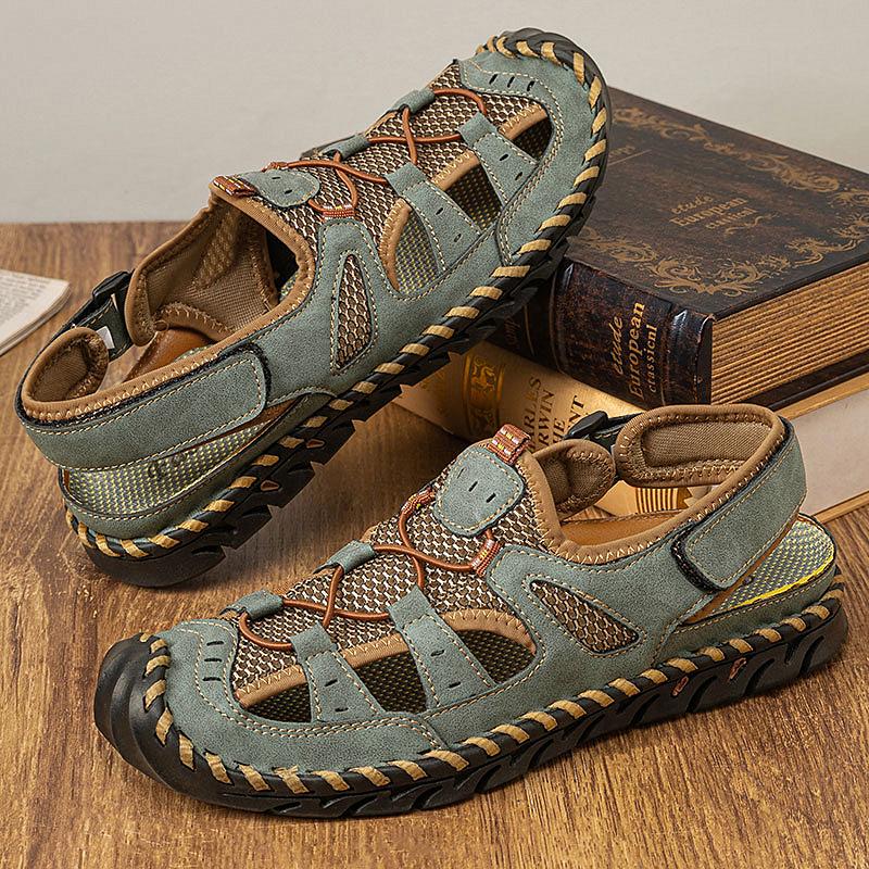 Men's breathable sandals that fit the toes, comfortable and anti-slip rubber soles, casual hook-loop fastening beach water shoes, men's outdoor shoes Footwear Slides