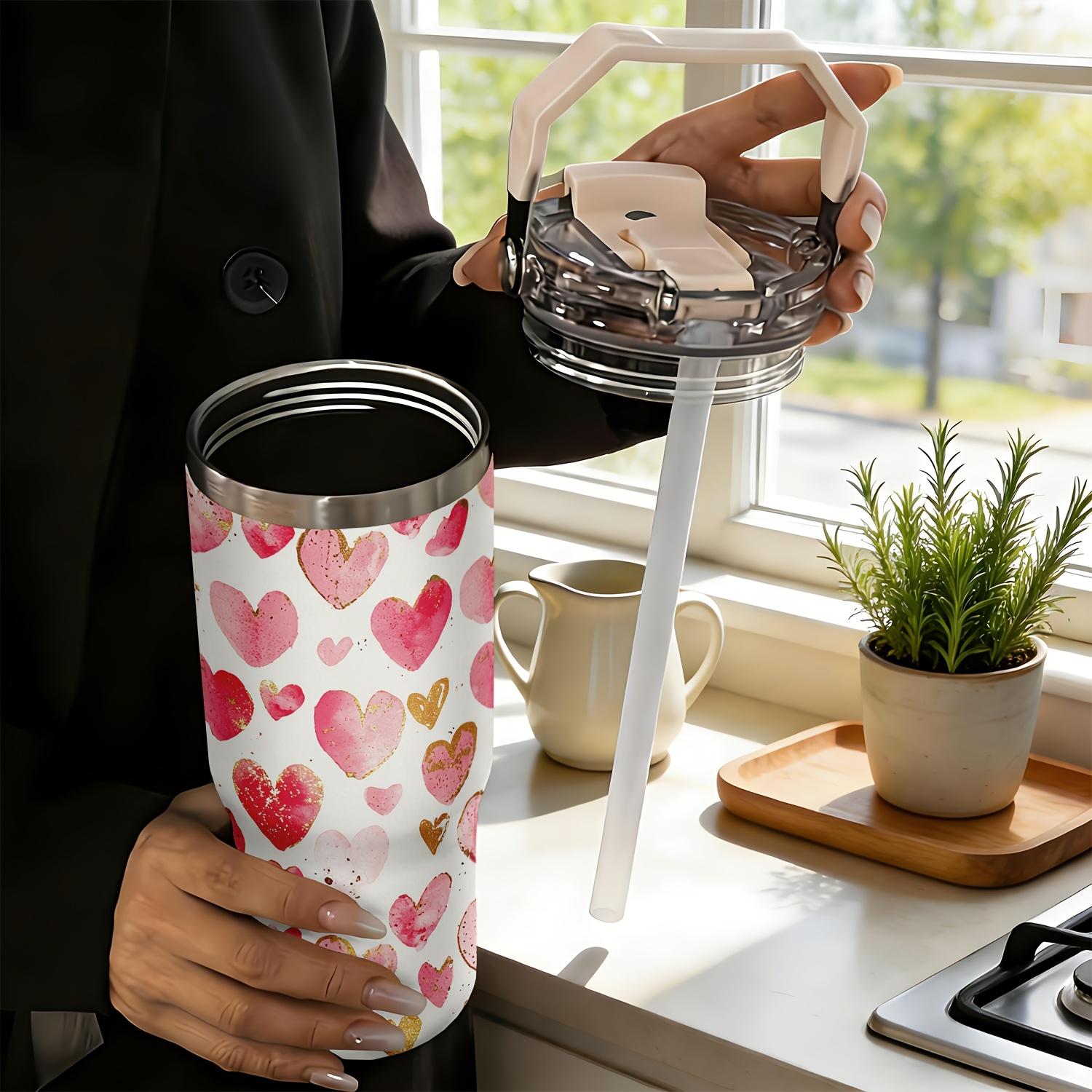 30oz Heart Pattern Stainless Steel Cup, portable handhold design, reusable travel mug. Made of 304 stainless steel, fits hot and cold drinks. Perfect gift for birthday, holiday, graduation, back-to-school, Christmas and Halloween.