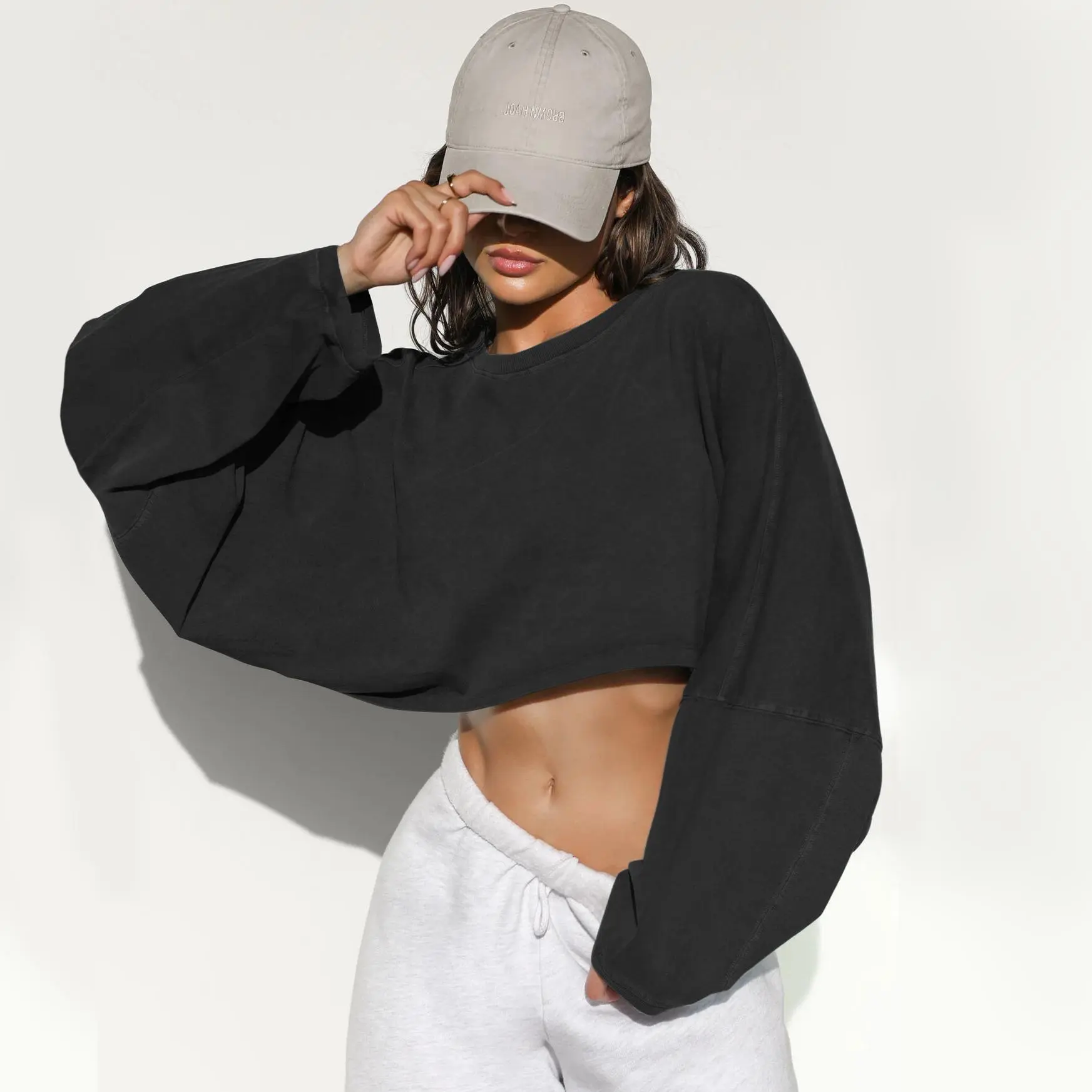 Crop-button Crew Neck Sweater Women's Short Sports Bottoming Shirt T-shirt Knitted Sweater Long-sleeved Top