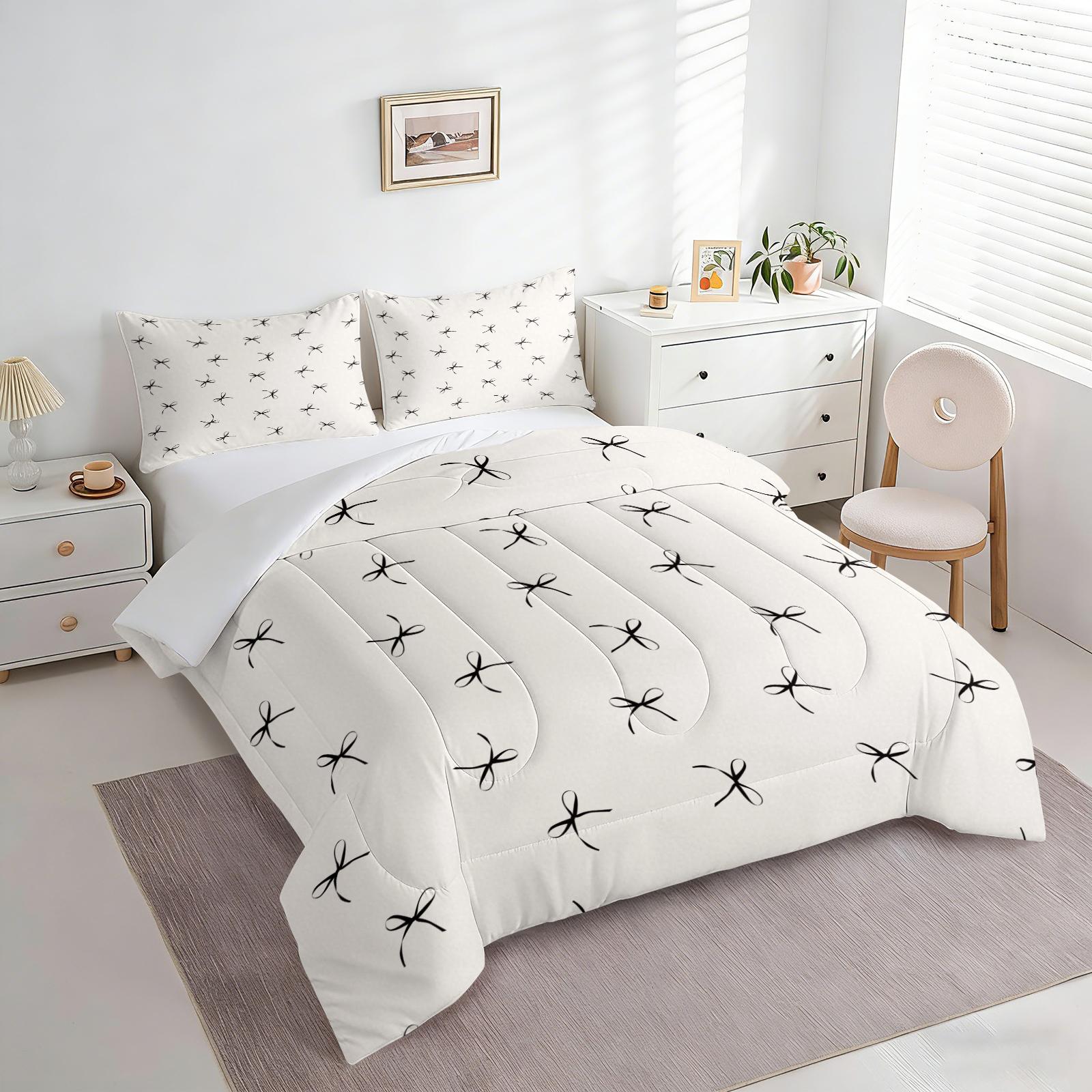 2/3Pcs Black Bow Print Comforter Set, Soft Microfiber Bedding Set with Pillowcases, Coquette Aesthetic Quilt, All Season Lightweight Digital Printed Bed Set for Girls Teens Bedroom Decor