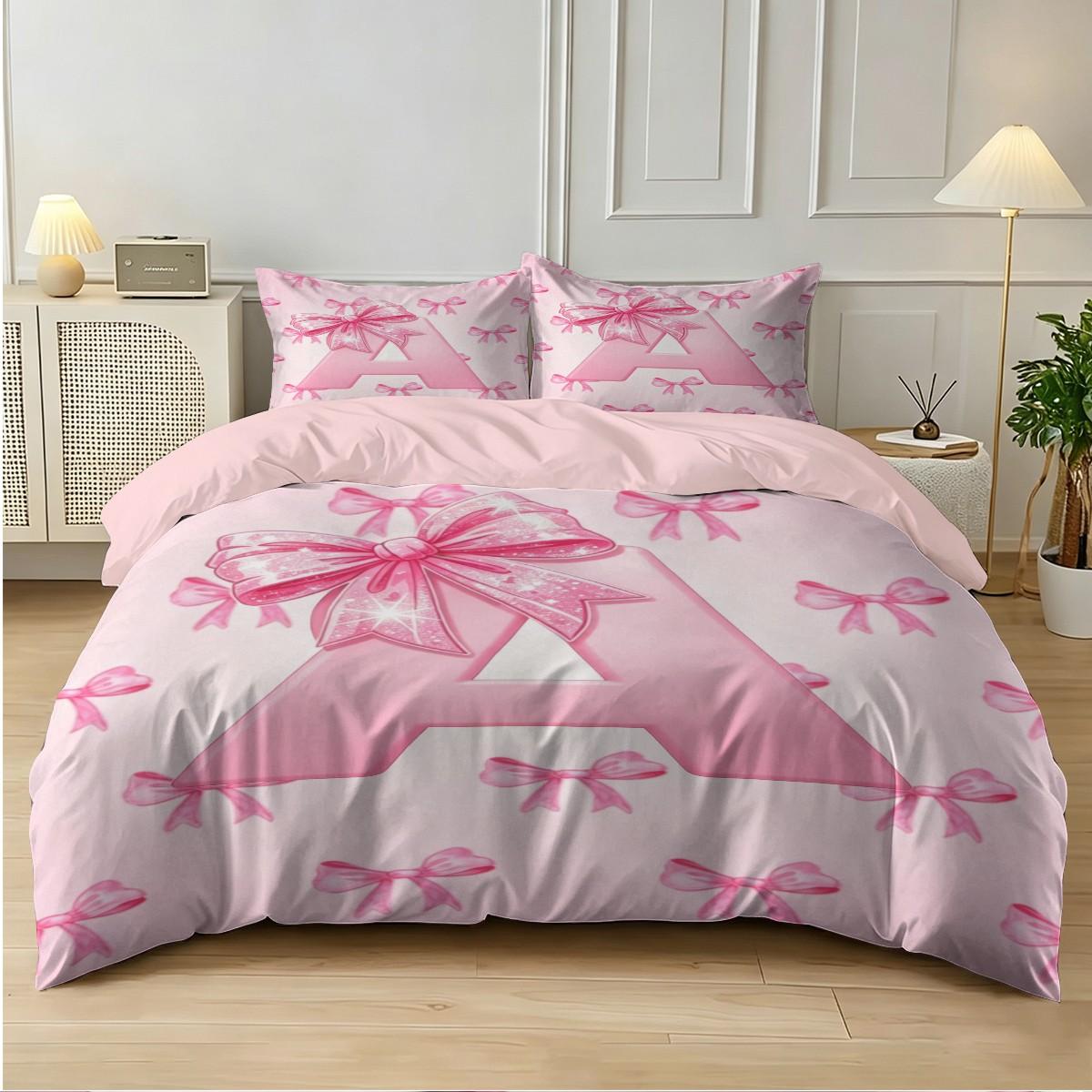 Pink Letter A~Z Bow Pattern Duvet Cover Set, 2/3Pcs Aesthetic Cute Bedding Set, Comfy Bedding Set, Breathable Quilted Quilt, Sweet Girly Bed Linens, Perfect for Teen Girls Bedroom Decor. 1 or 2 Pillowcase, No Filling