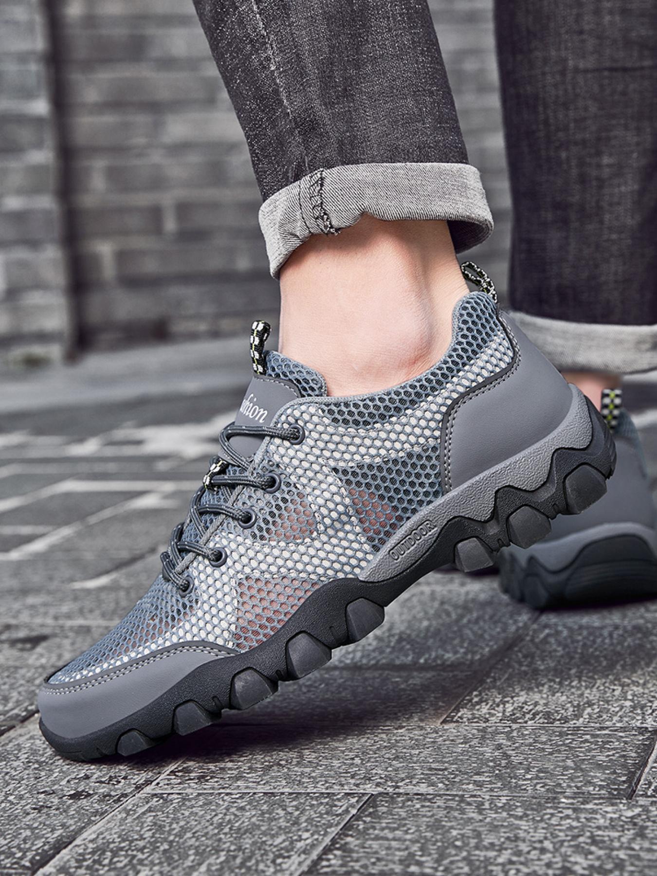 Men's Solid Color Mesh Breathable Outdoor Hiking Shoes Lace-up Closed-toe Trekking Shoes Non-slip Wear-resistant Casual Sneakers