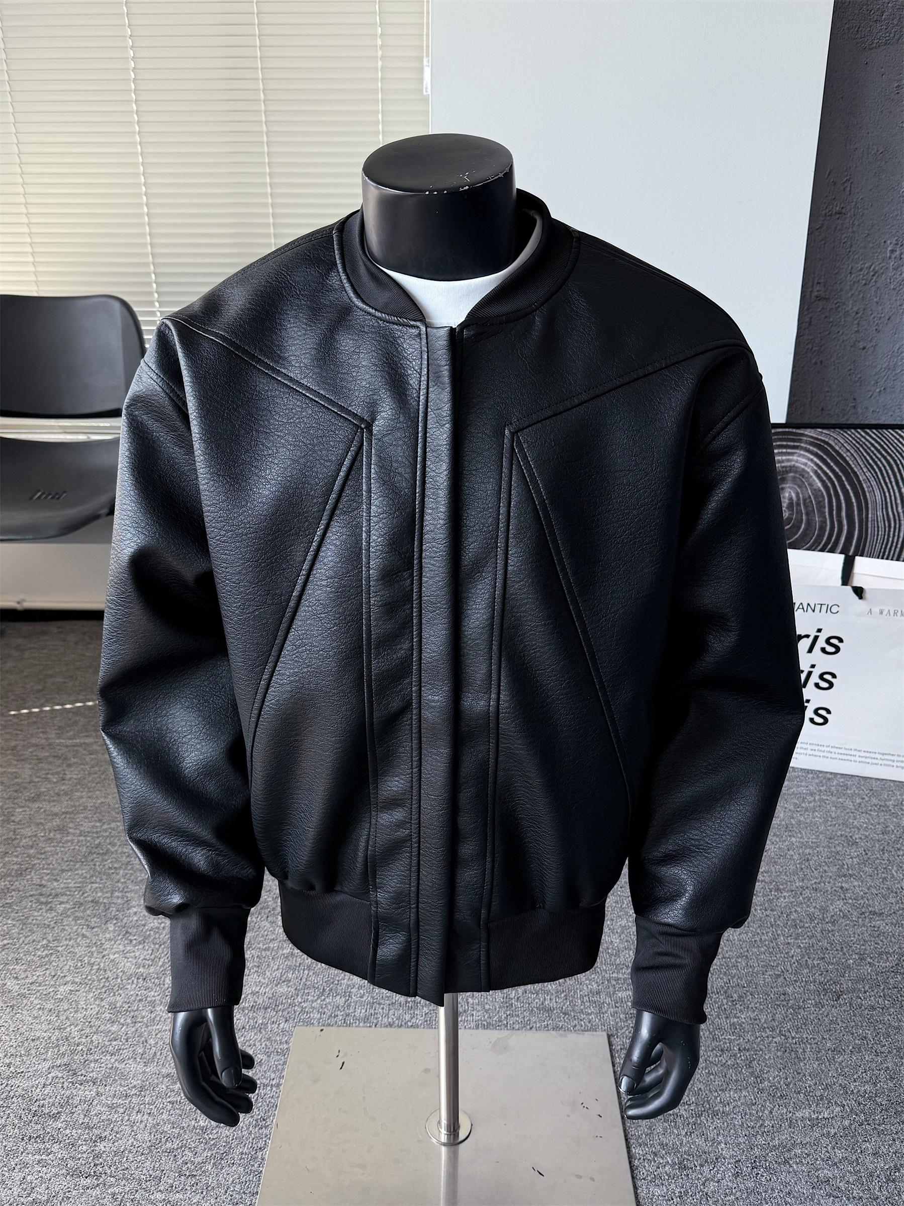Men's Windproof Leather Jacket with Zipper Closure Solid Color Sport Style Pilot Motorcycle Model Multi-functional Outerwear Collared Neck Long Sleeve Fitted Casual Coats
