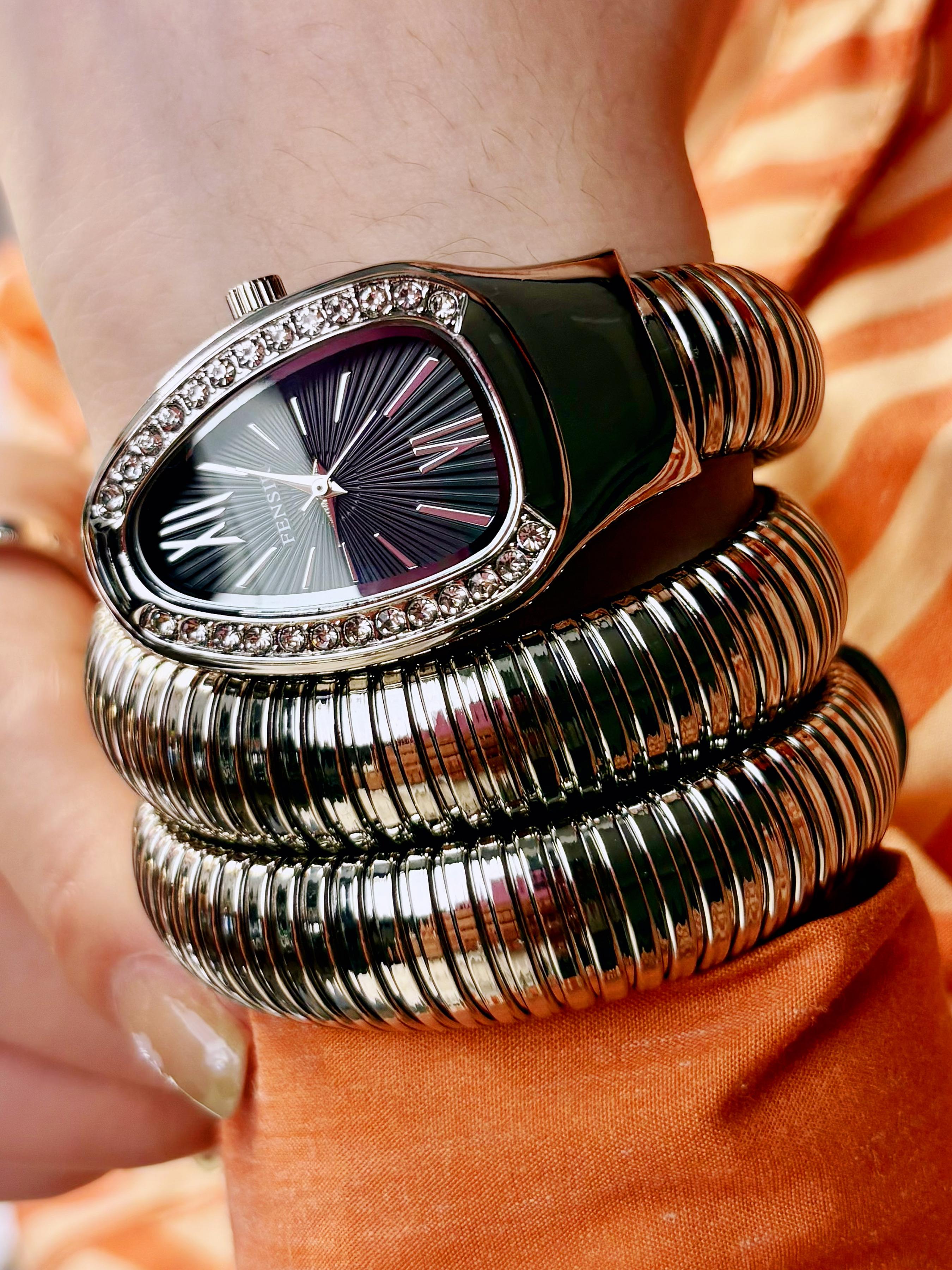 French Vintage Snake Bracelet Watch, Full Diamond Bezel, Roman Numerals Dial, Elastic Steel Band, Elegant Daily Wear, Business & Date Watch