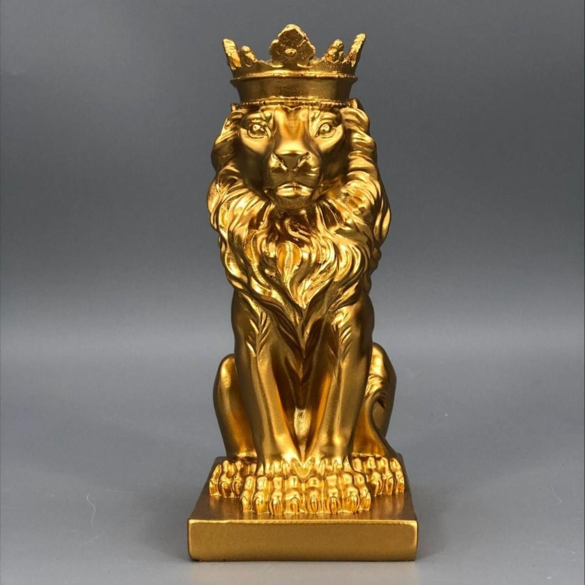 Crown Lion Home Decor Ornament, Elegant Animal Sculpture for Living Room, Unique Wall Art Piece, Perfect Gift for Housewarming