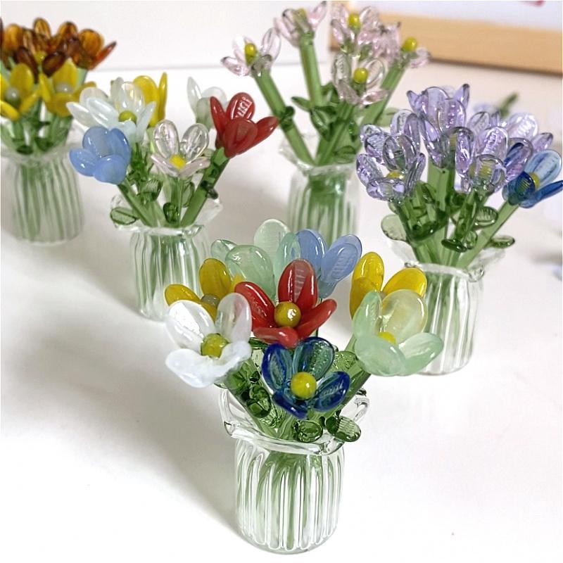 1 set (7 flowers+1 vase) glass simulation flower decoration ornaments, handcrafted mini glass flowers, DIY flower arrangement bouquets, faux flowers, Artificial mixed flower, Decorative Flowers Bouquet, suitable for gifting, event decorations