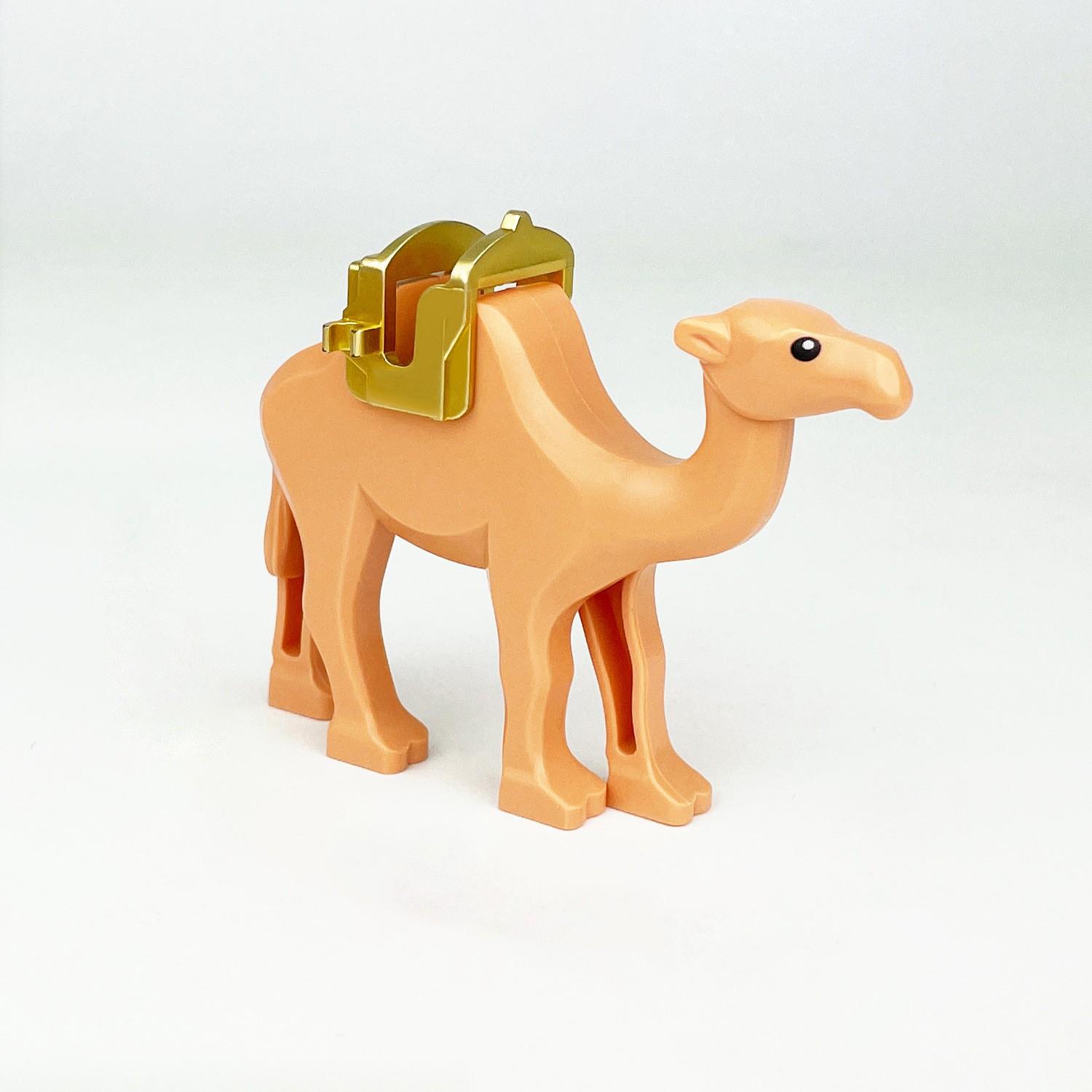 TOOUEE 3 Pack Plastic Camel Animal Figures, Desert Safari Decor Accessories Building Blocks Set Compatible with Major Brands, Birthday Christmas Gift for Friends Family Home Office Party Supplies