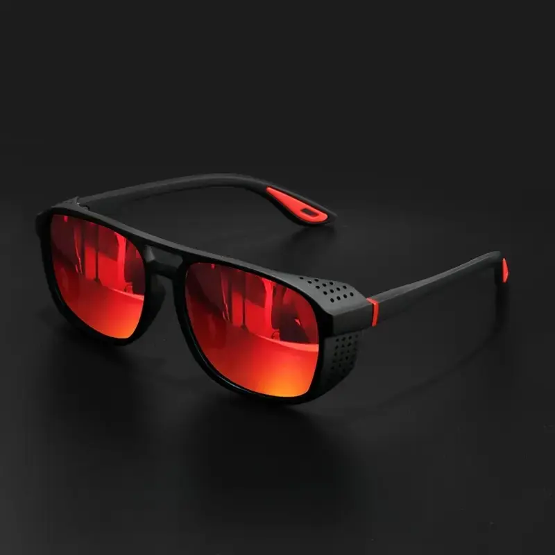 C4 Red