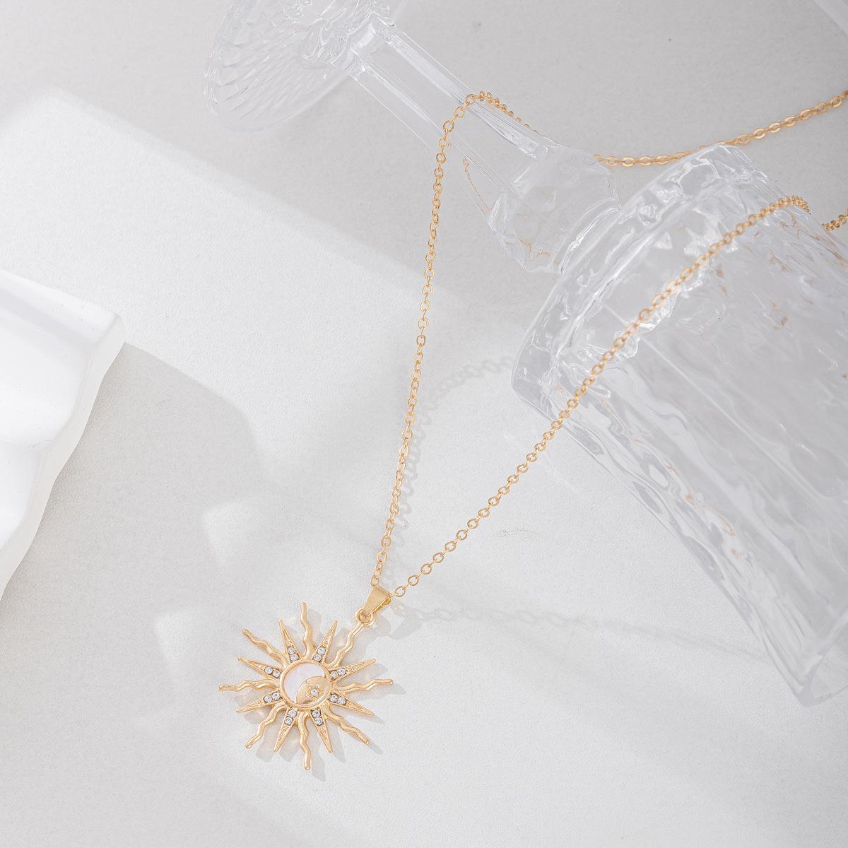 Alloy sun necklace jewelry fashion star moon pendant niche versatile diamond-encrusted necklace