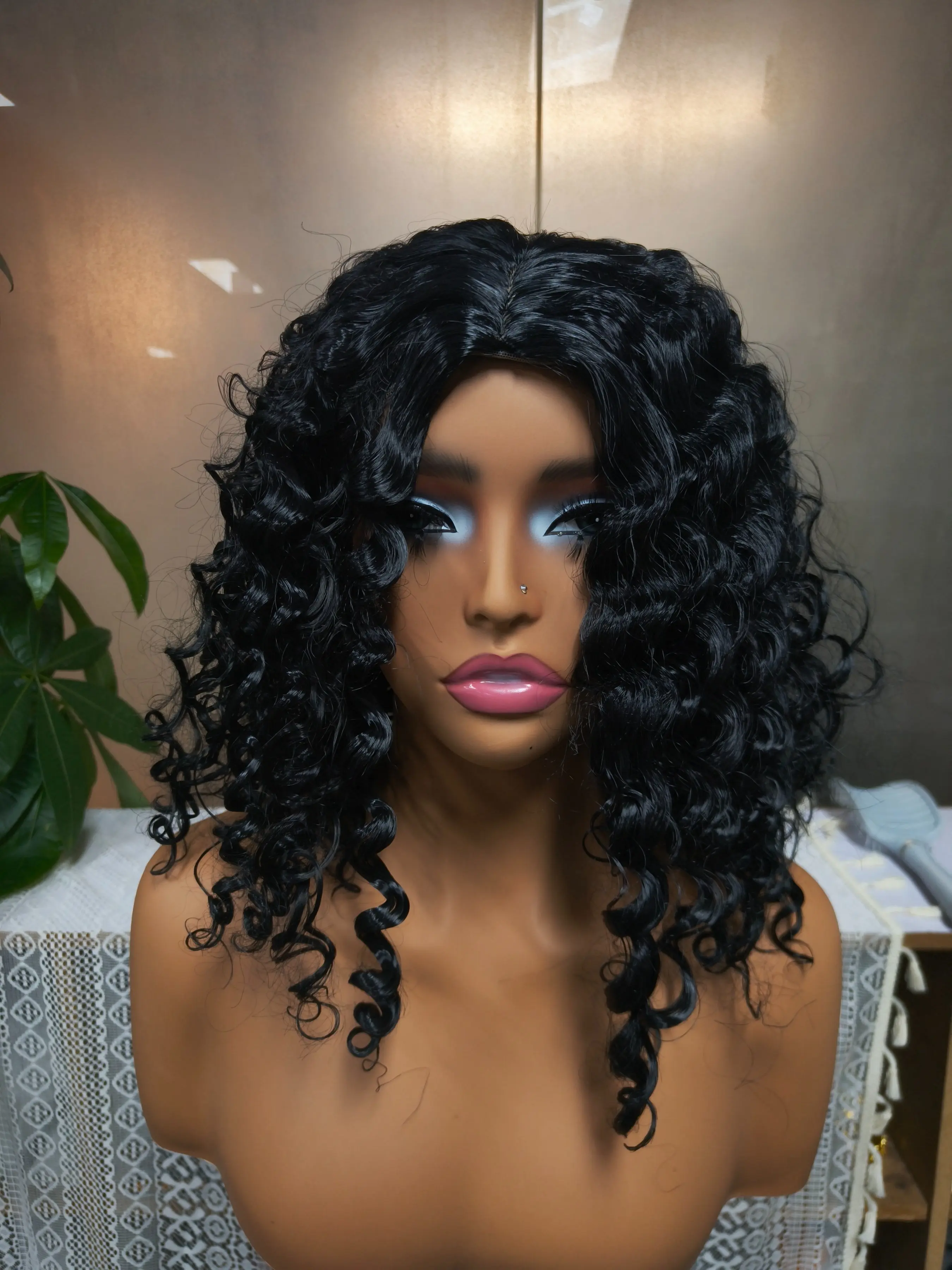 14 Inch Short Hair Wig, Glue Free Synthetic Wig, Ready to Wear, Wet 6x4 Wavy, Women's Style, Comfortable and Lightweight, Trimmable