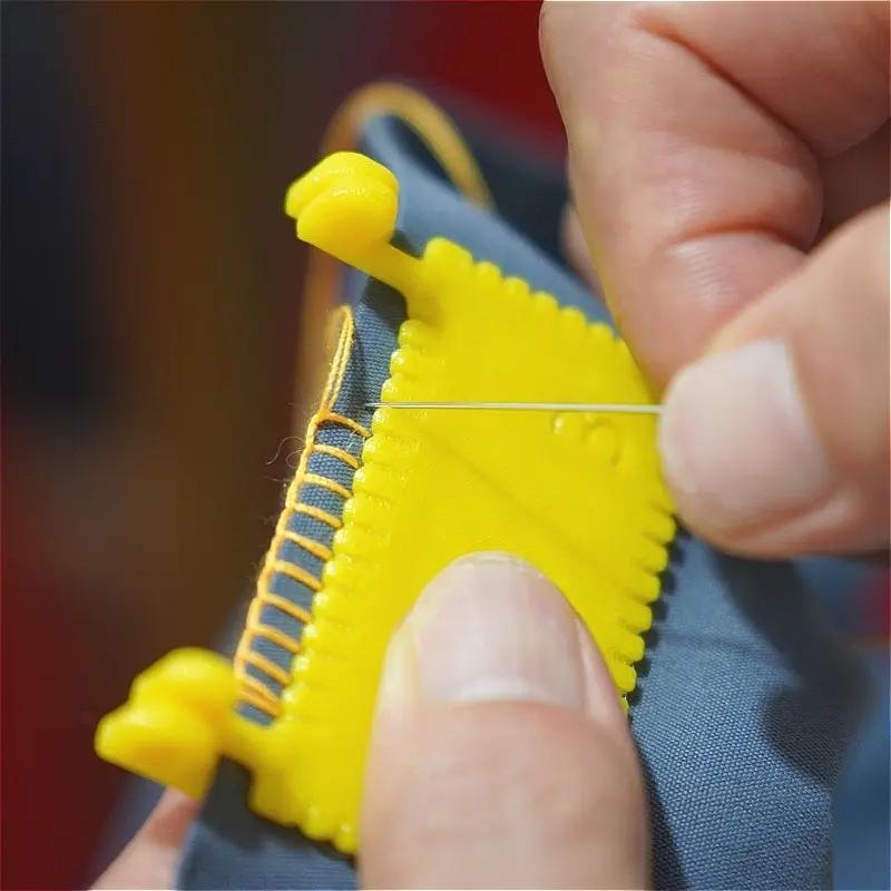 Durable Plastic Locking Sewing Tool Set, Detachable Design, Ideal for Beginners & Seniors, Perfect for Clothing Repair & Maintenance