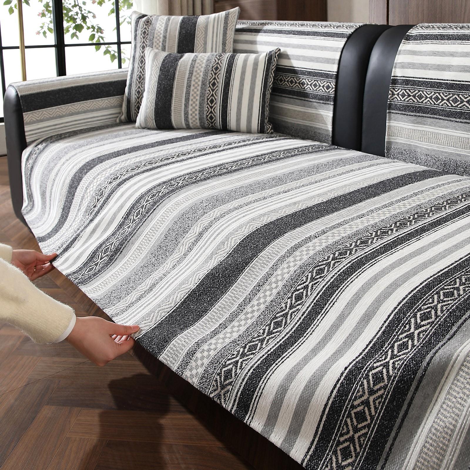 1pc Original Mu Sofa Pad, Chenille Vintage High-End Elegant Exclusive New Design, All-Season Universal Sofa Pad Cover