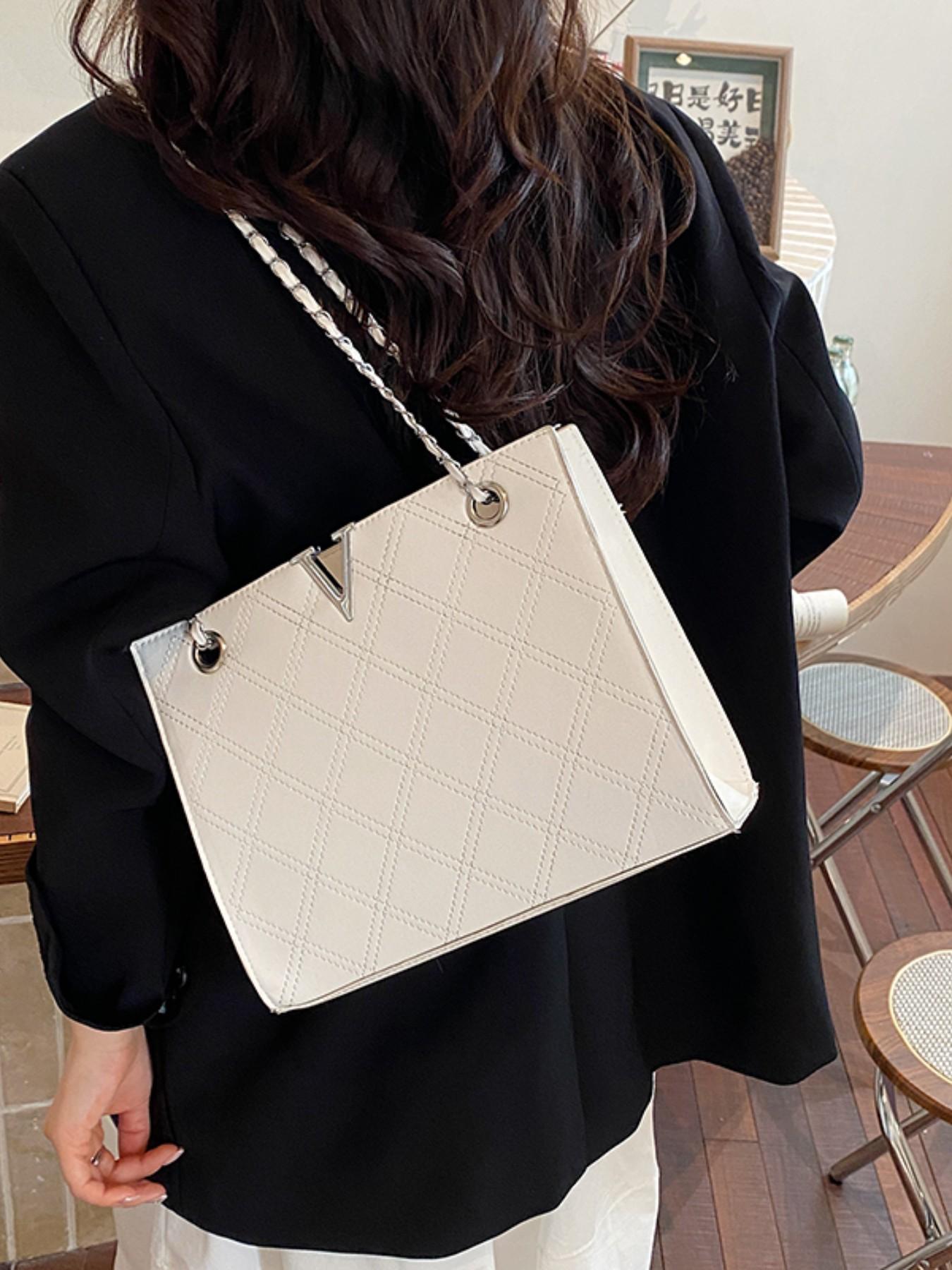 2026 New V-Quilted Tote Bag, Silver Color V-Lock Chain, Large Capacity Luxury Shoulder Crossbody, Stylish Handbag for Women